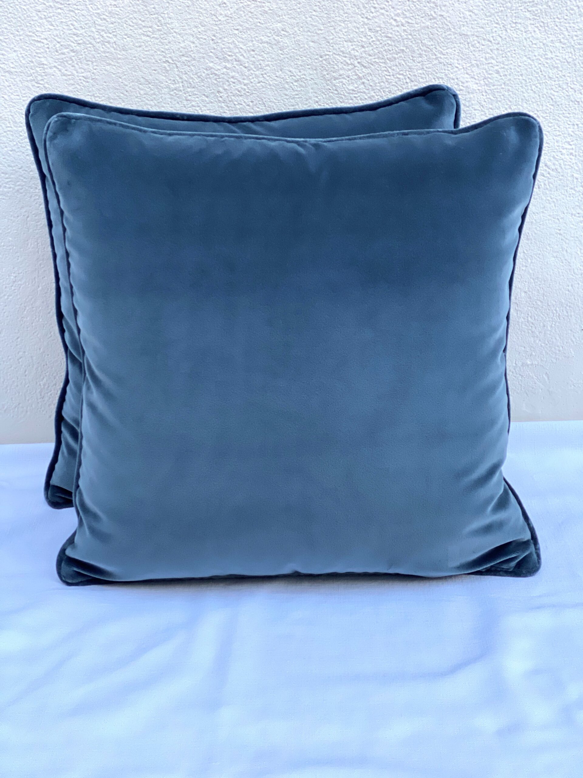 Larsen Kent Pillows