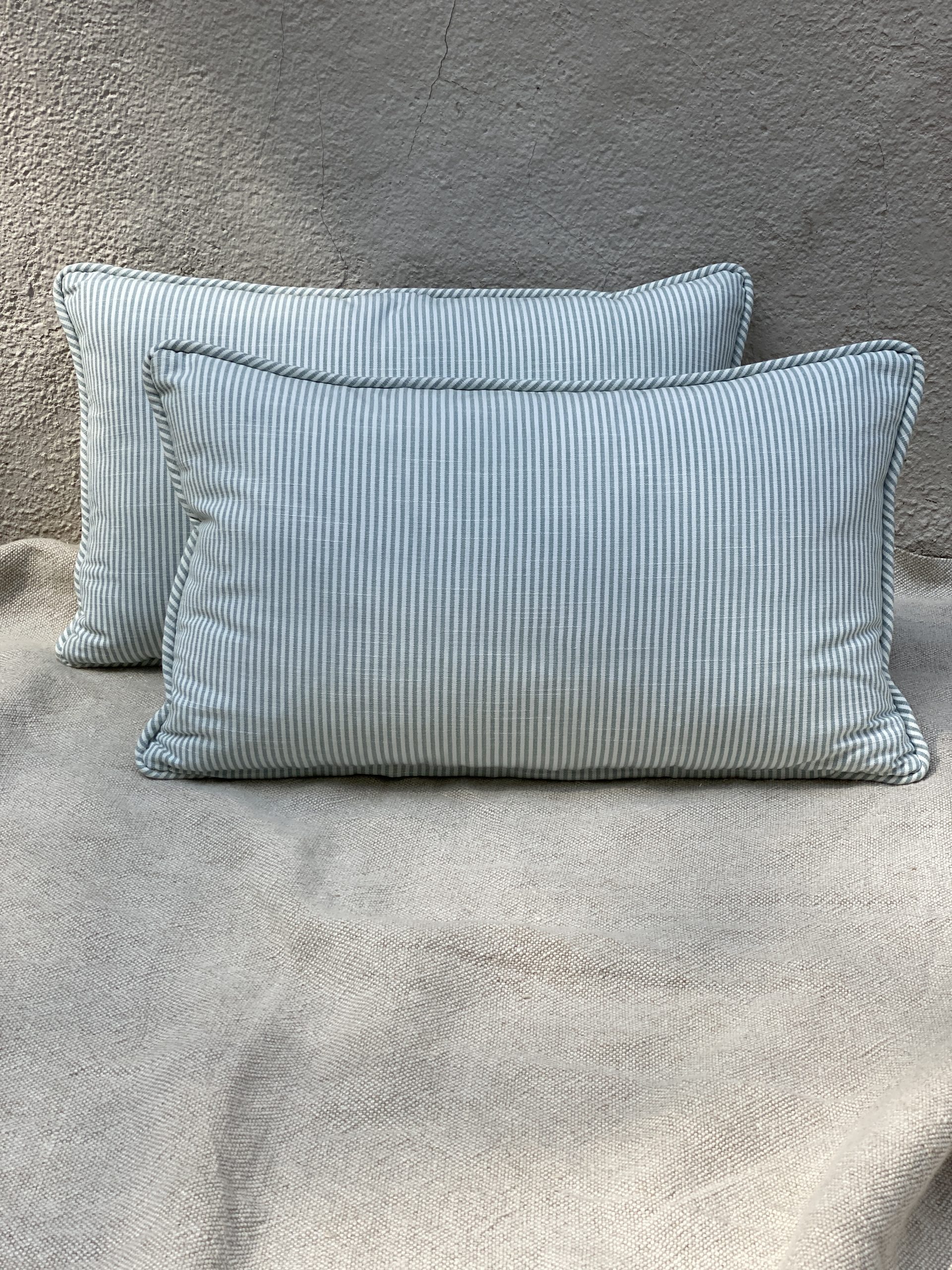 G Studio Pillows