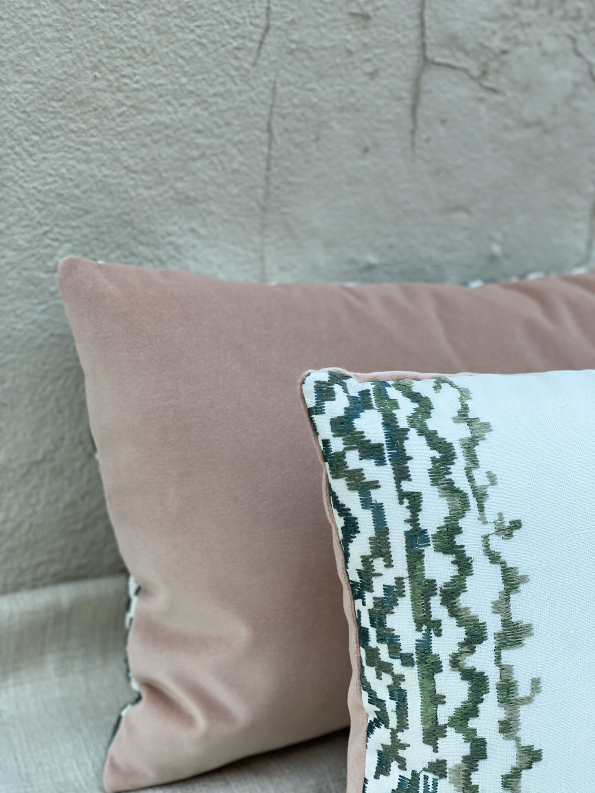Cowtan & Tout Hadrian Stripe Pillows