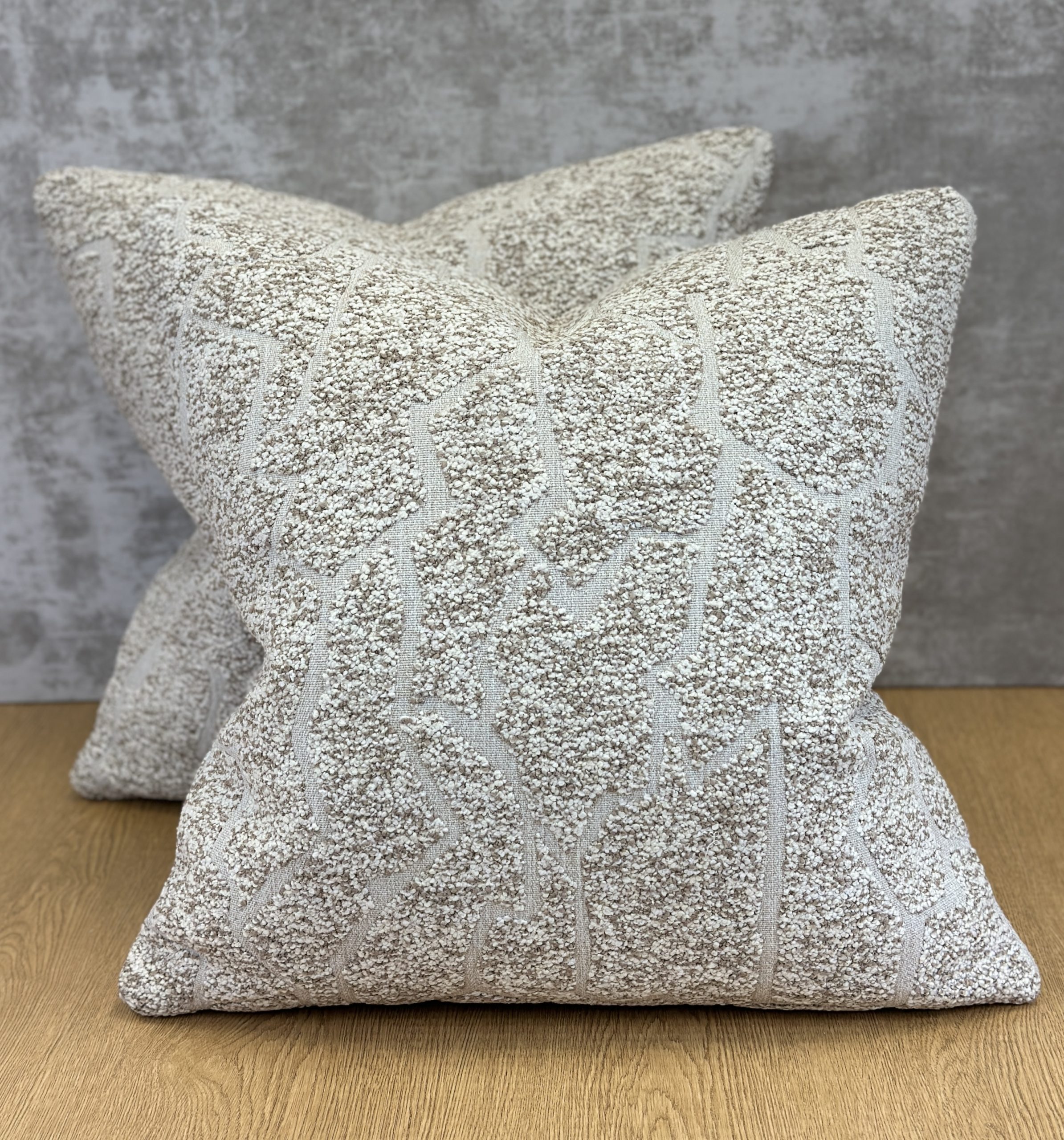 Zinc Gion Outdoor Pillows