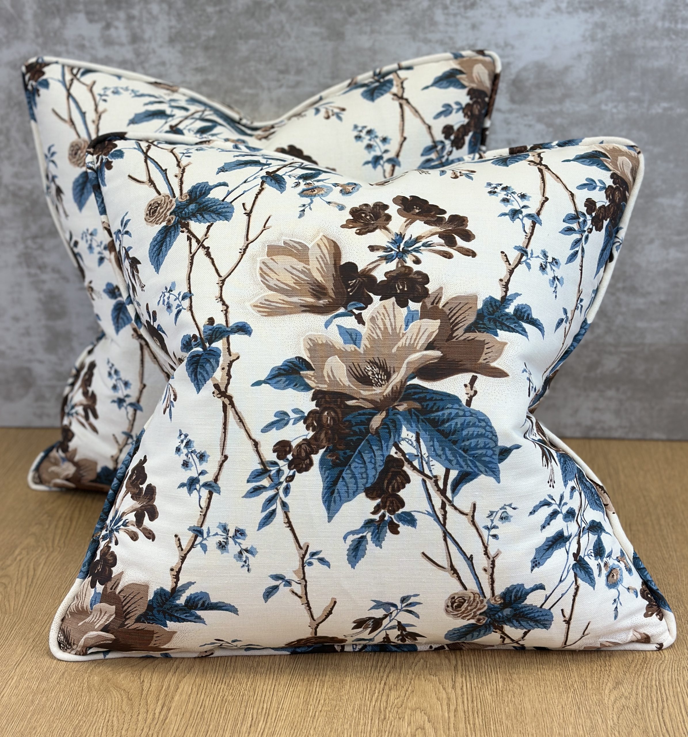 Lee Jofa De La Tour Pillows