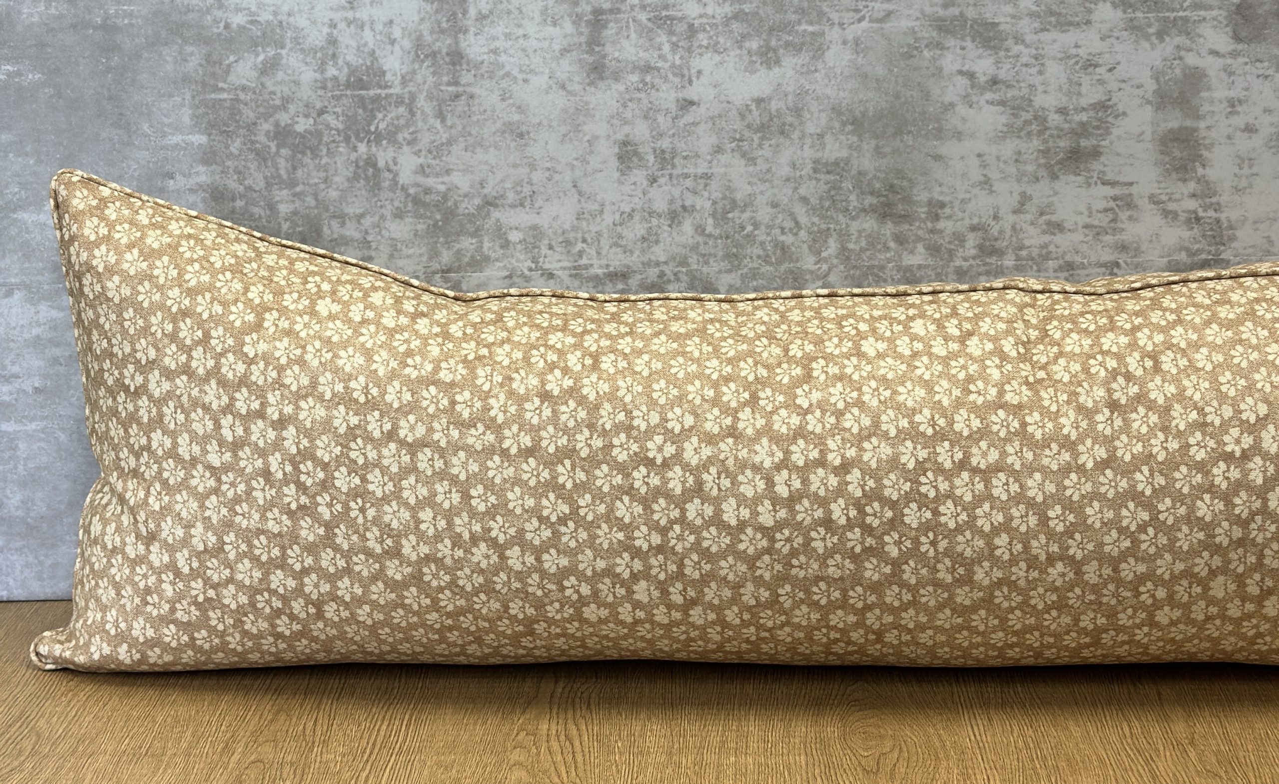 Inchyra Sakura Linen Pillows