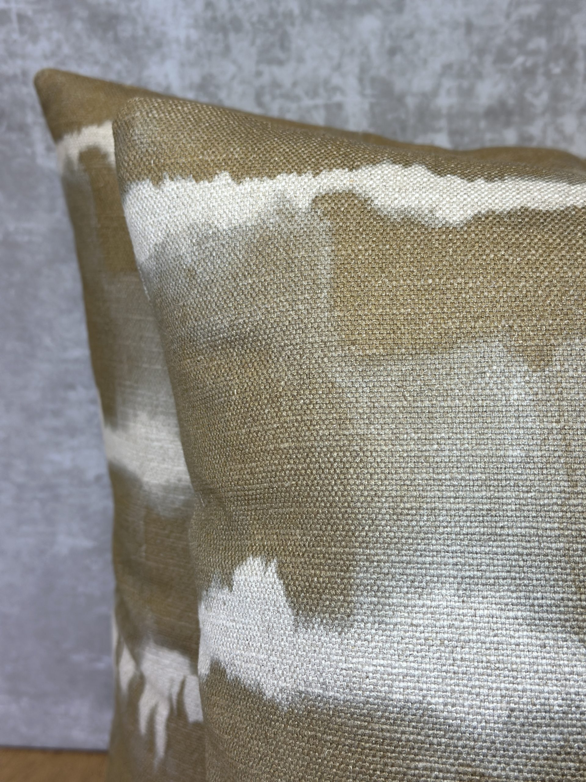 Kravet Baturi Pillows