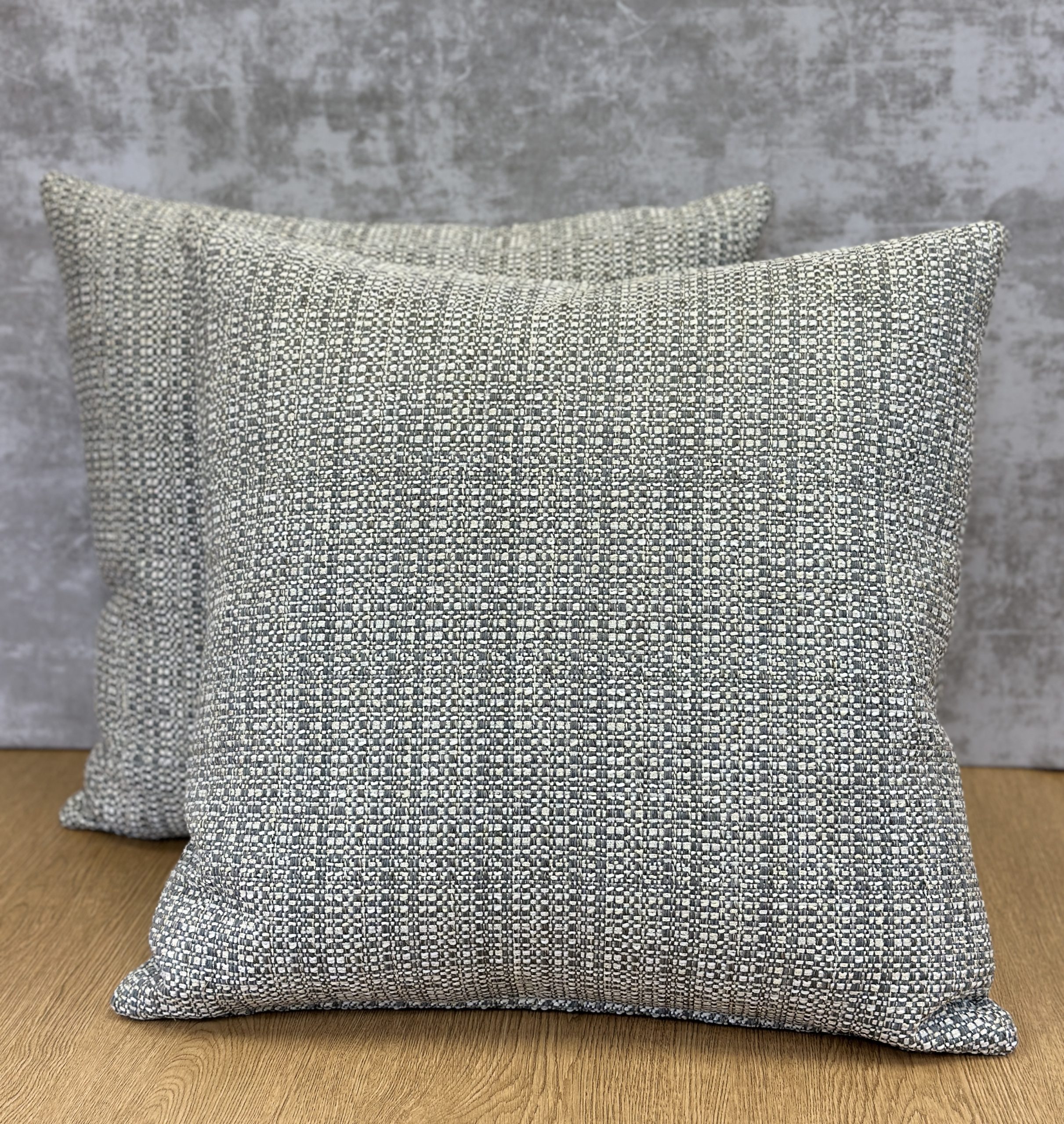 Kravet 34210 Pillows