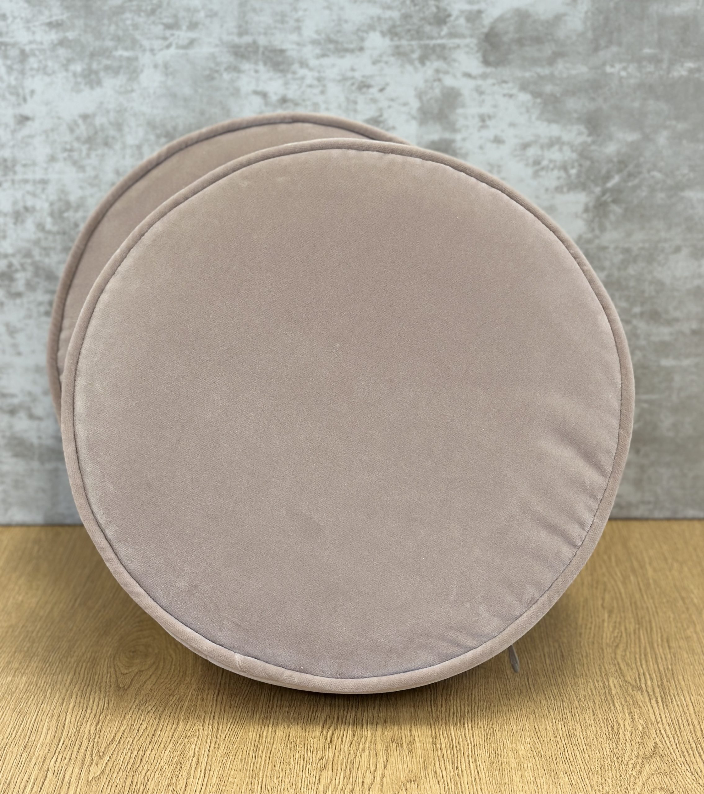 Manuel Canovas Rivoli Pillows