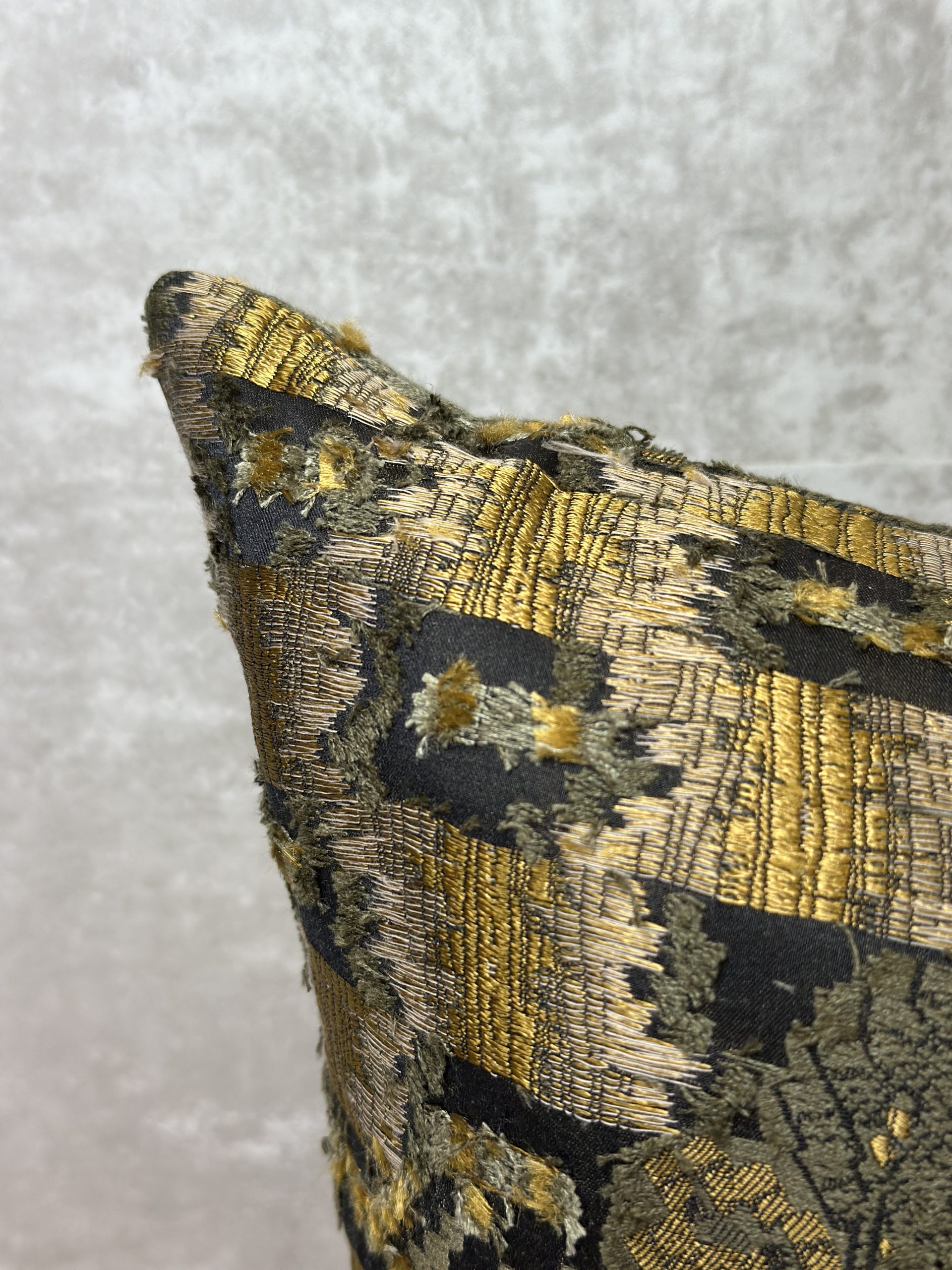 Carlucci Elysian Pillows