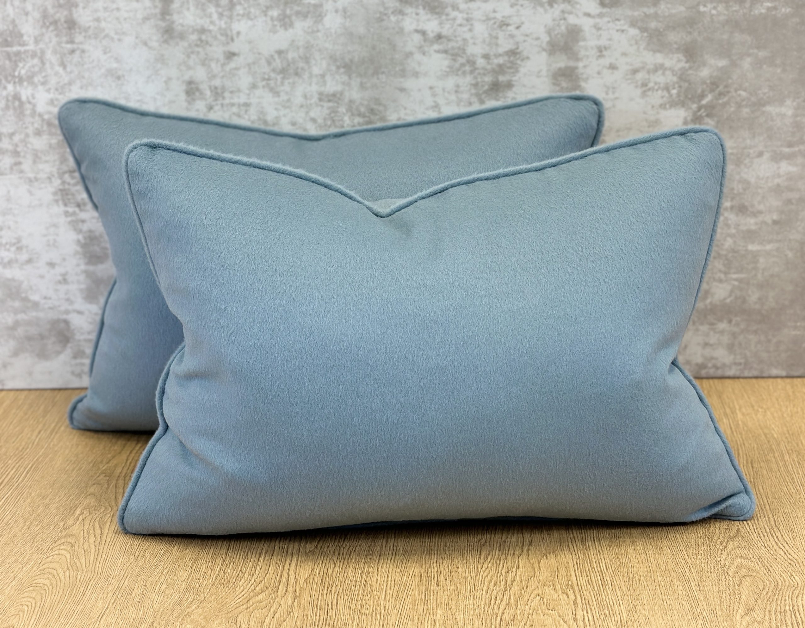 Sandra Jordan 3050 Pillows