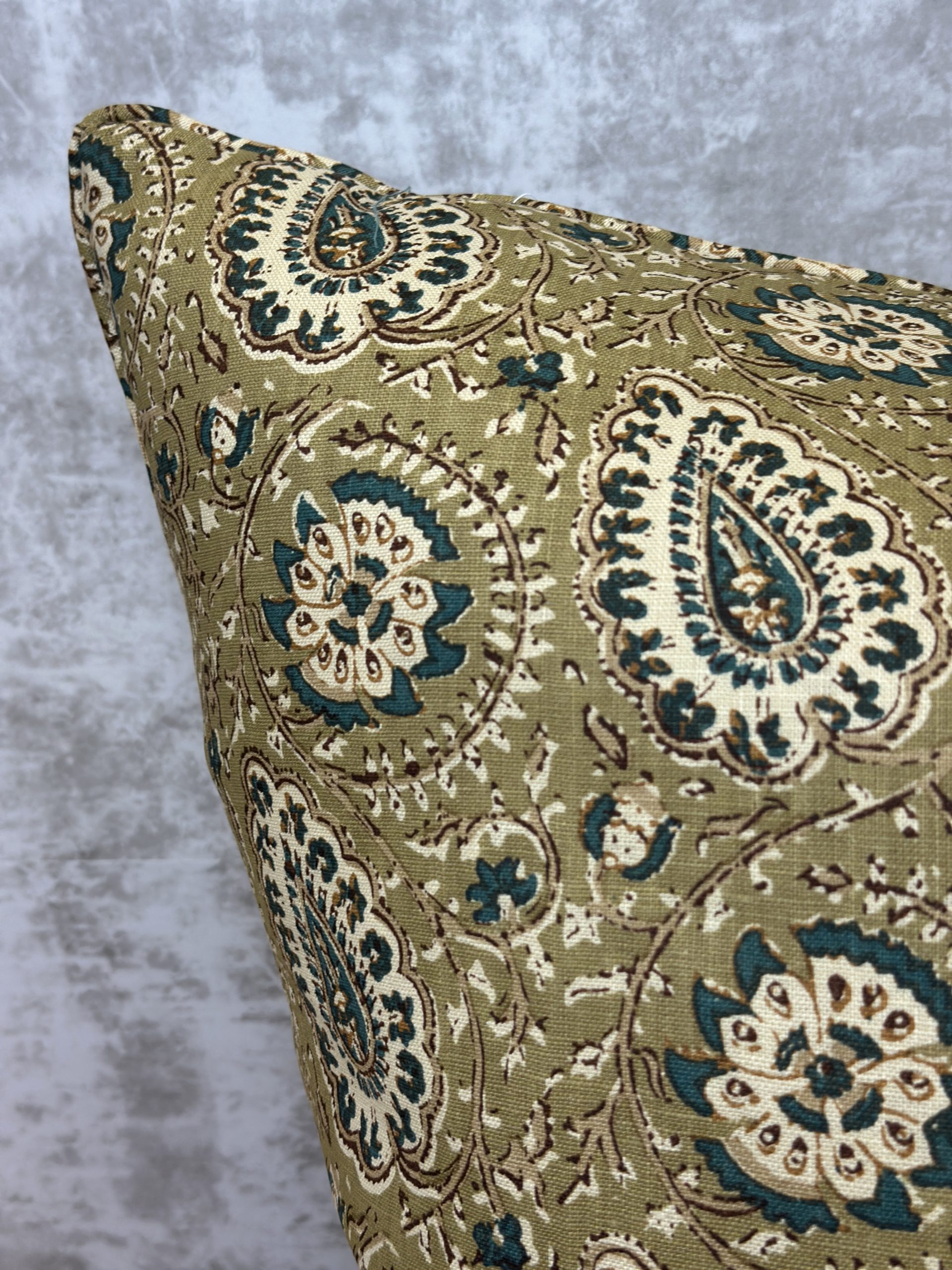 Jasper Agra Pillows