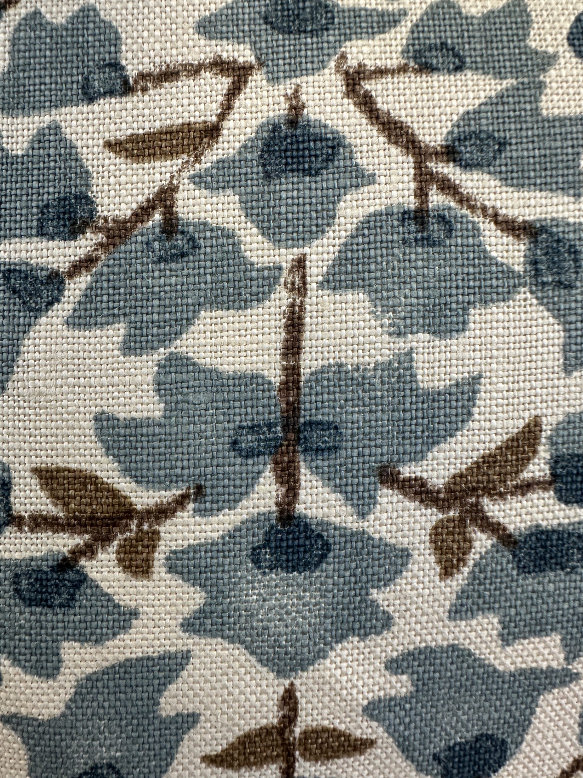 Lisa Fine Textiles Lahore Pillows