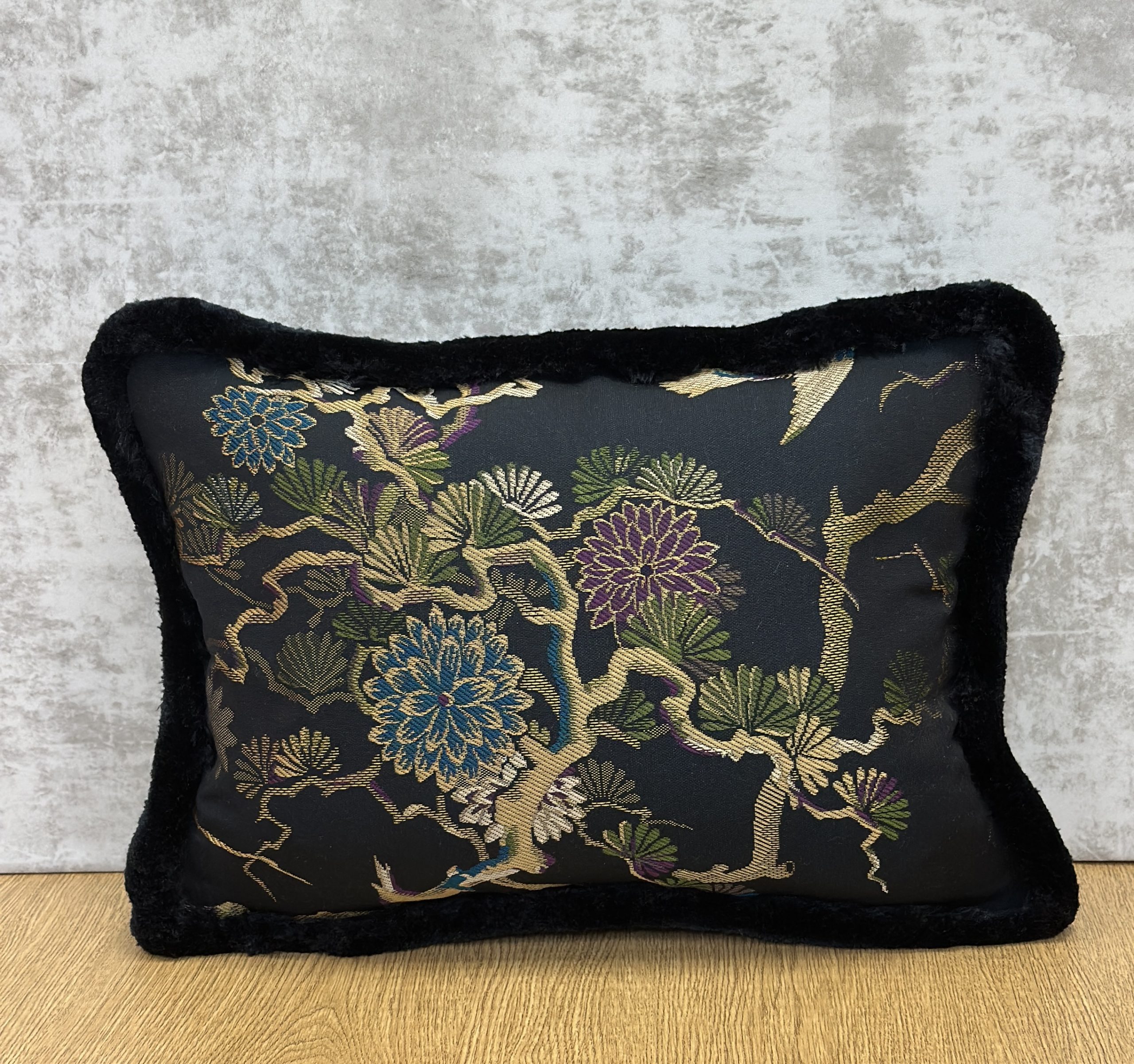 Prelle Lampas Ise Pillows