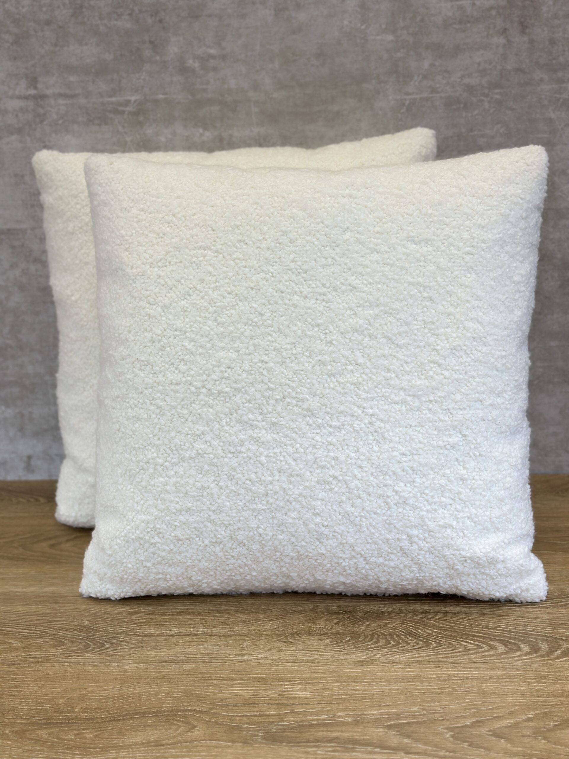 Stroheim Wellsford Boucle Pillows