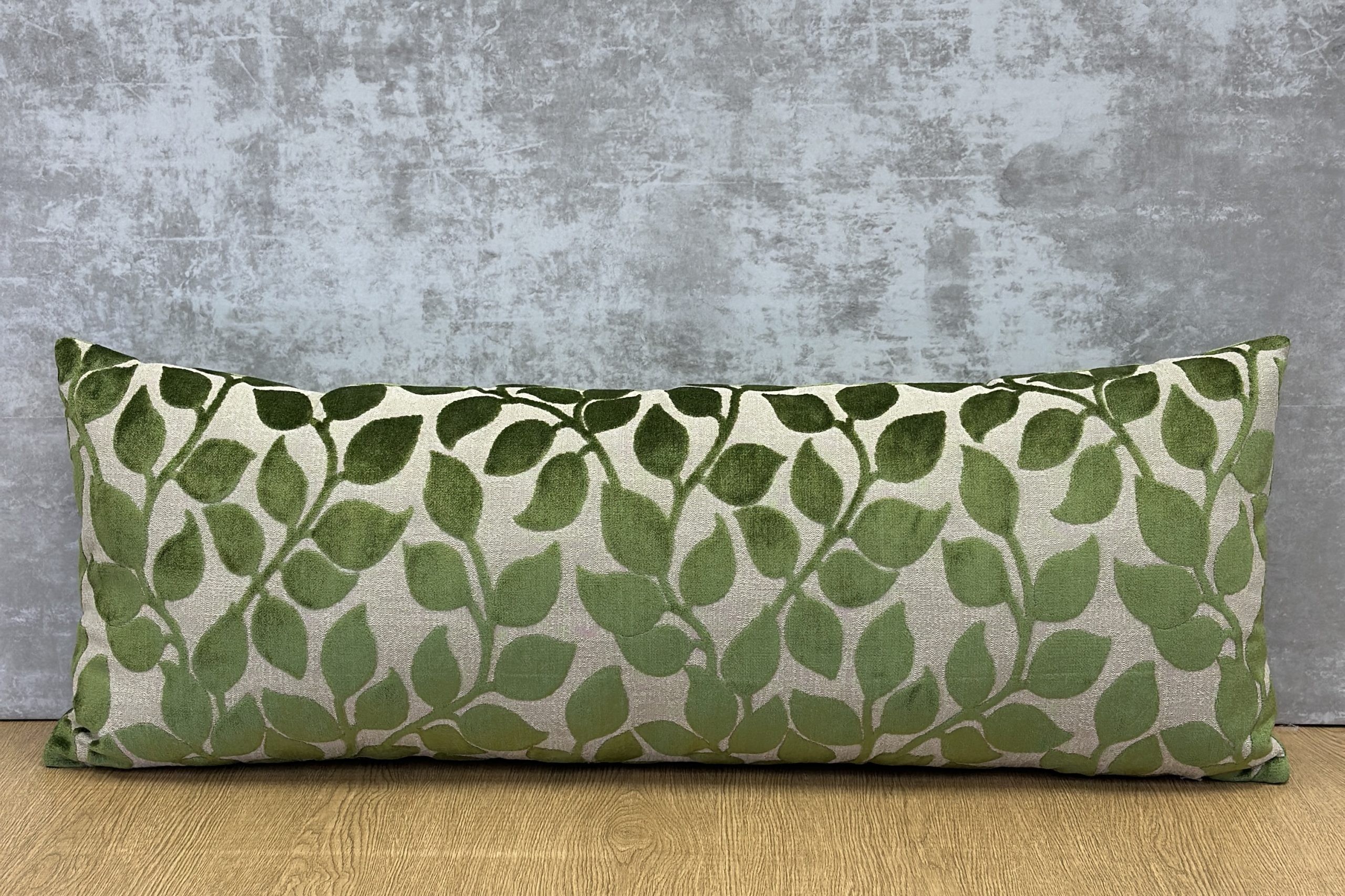 Pindler Lottie Pillows