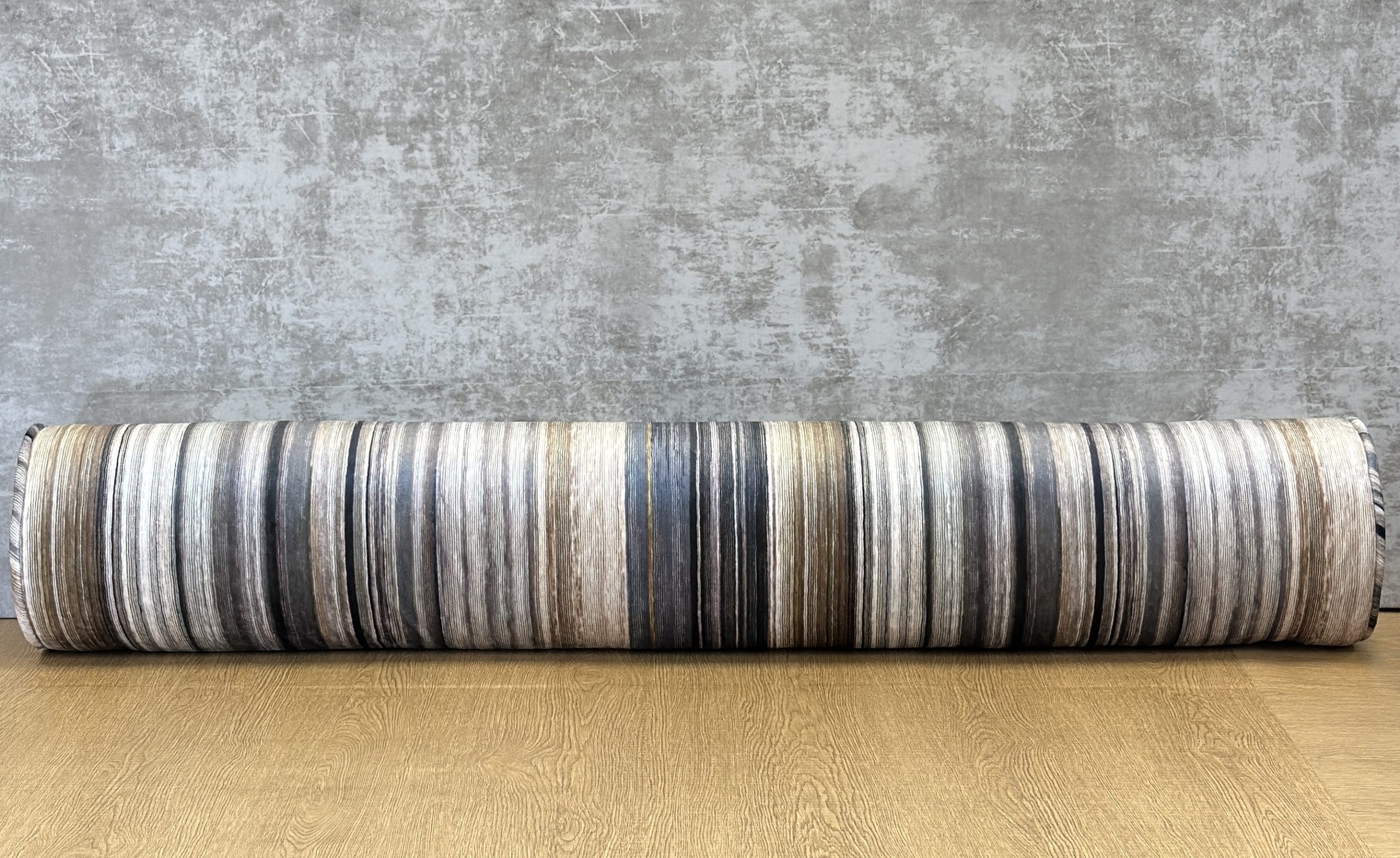 Black Edition Tomoko Velvet Pillows