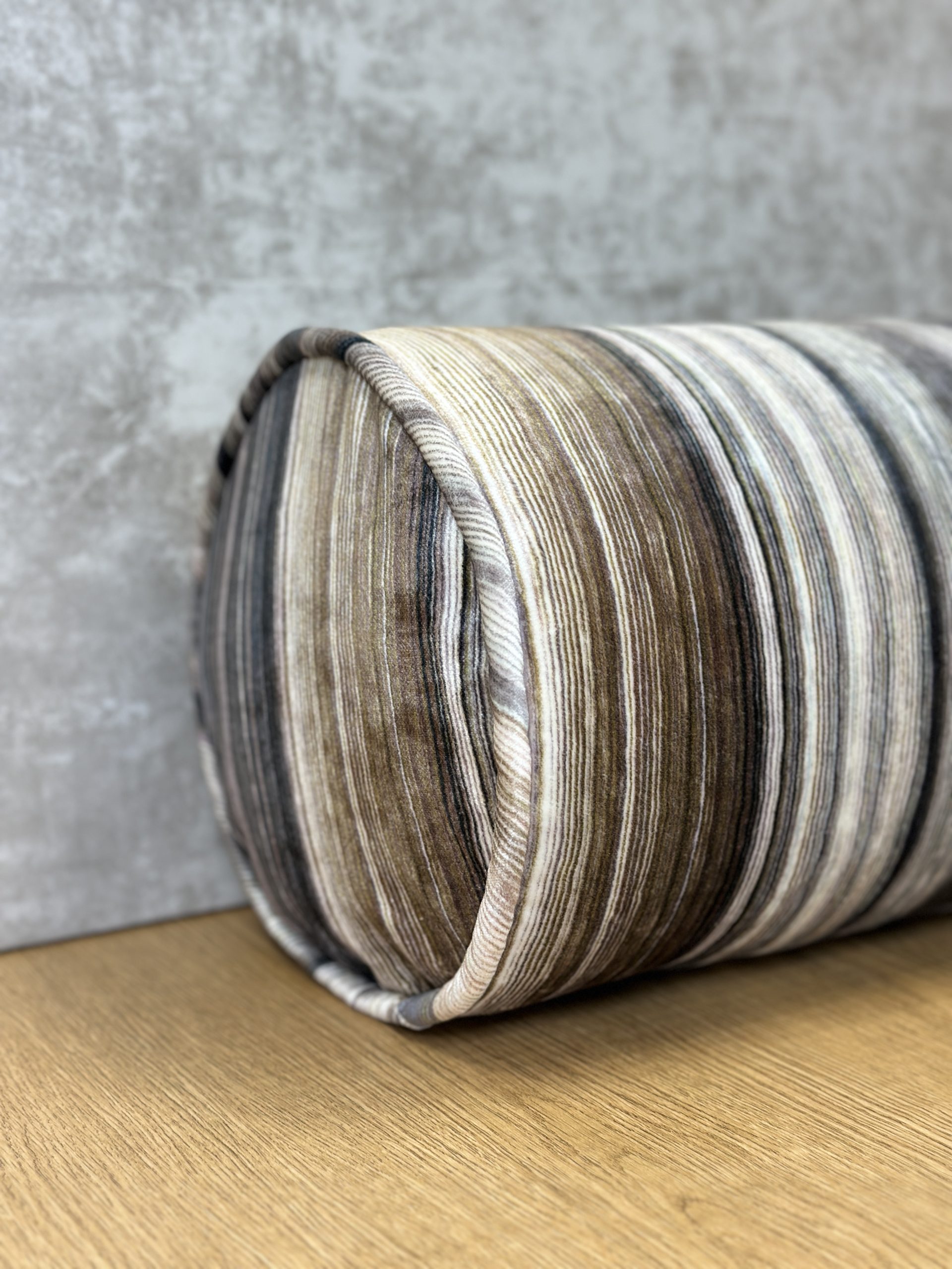 Black Edition Tomoko Velvet Pillows