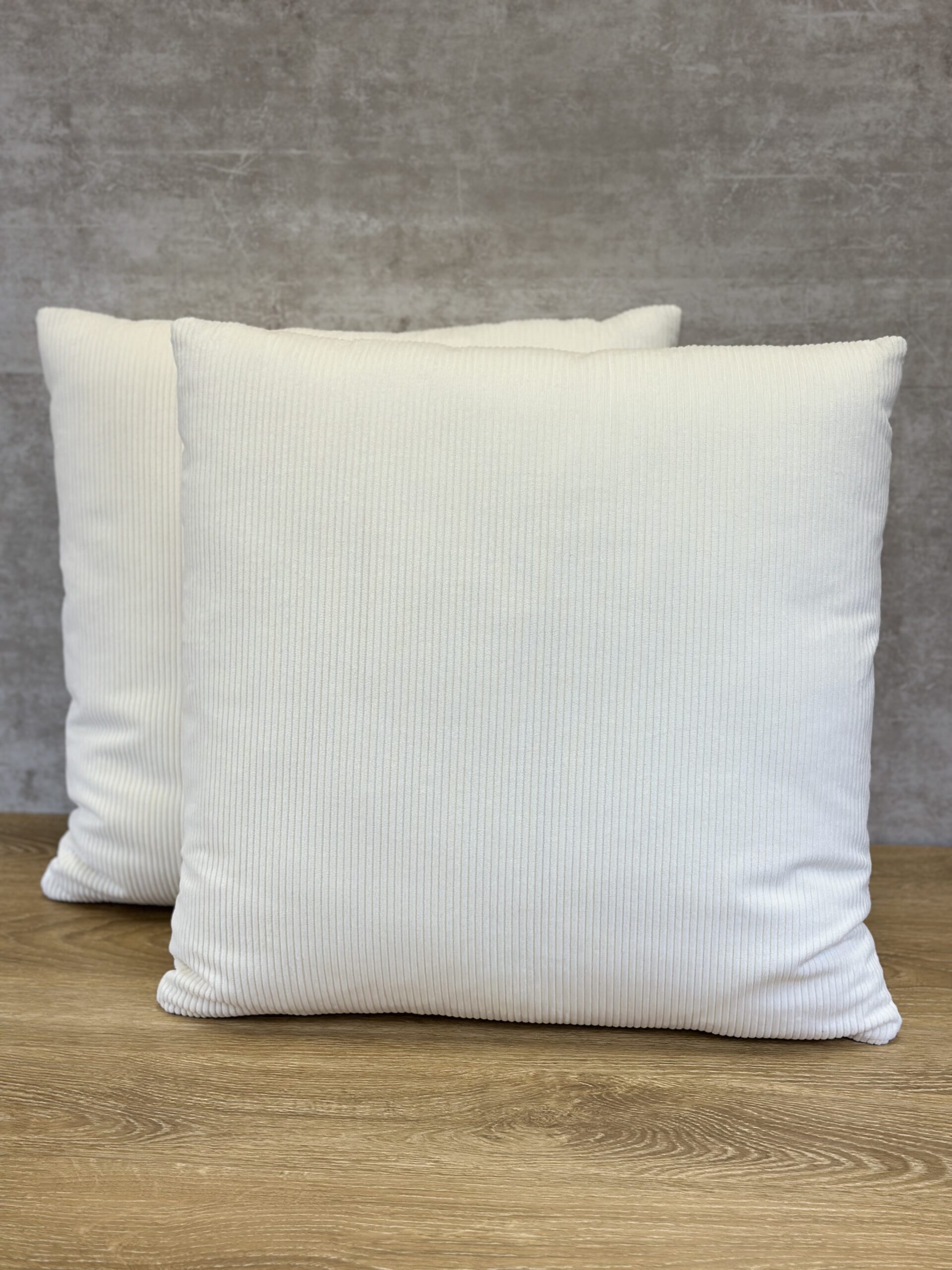 Kravet 37006 Pillows
