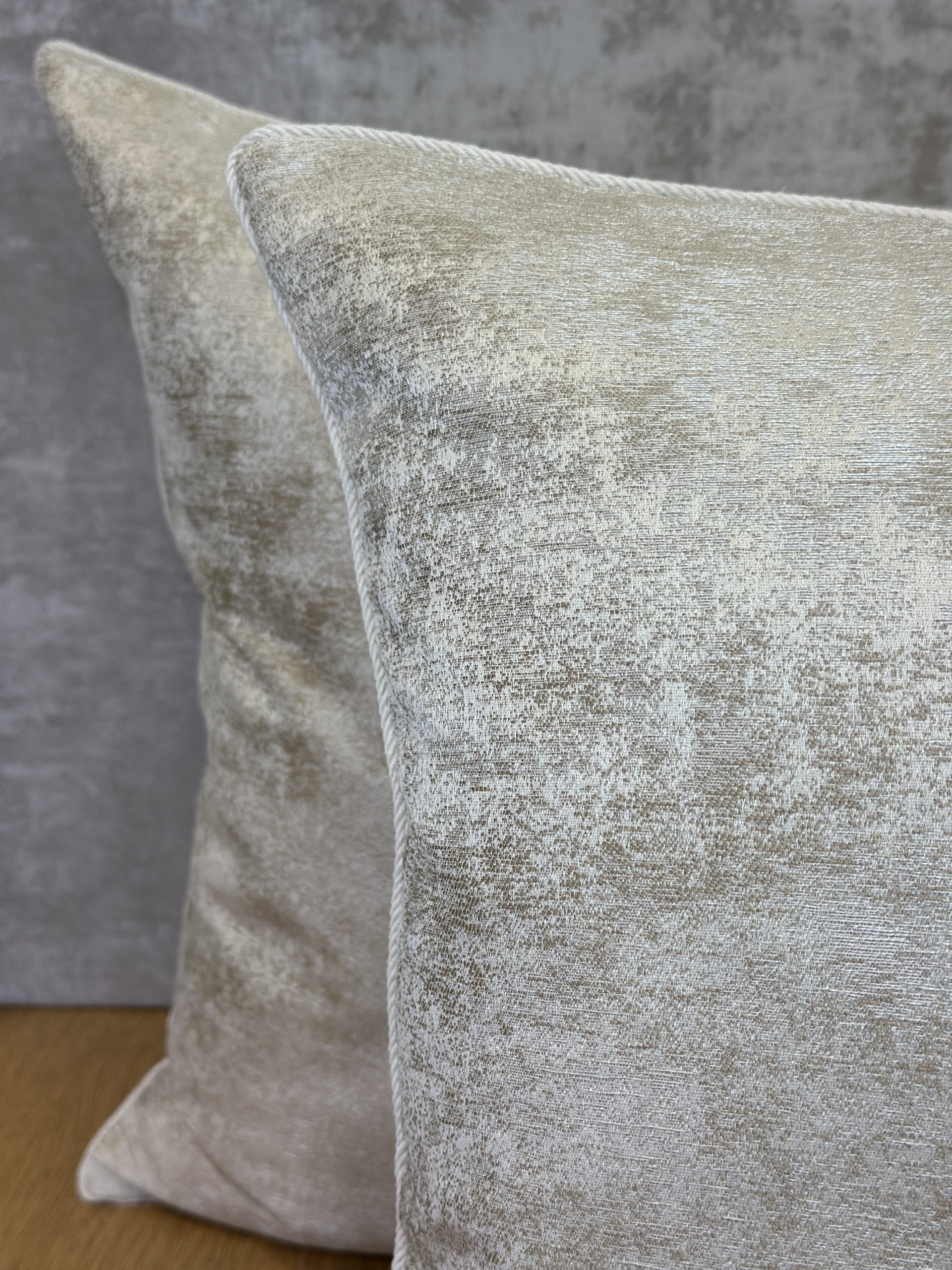 Posh Textiles Glimmer Pillows
