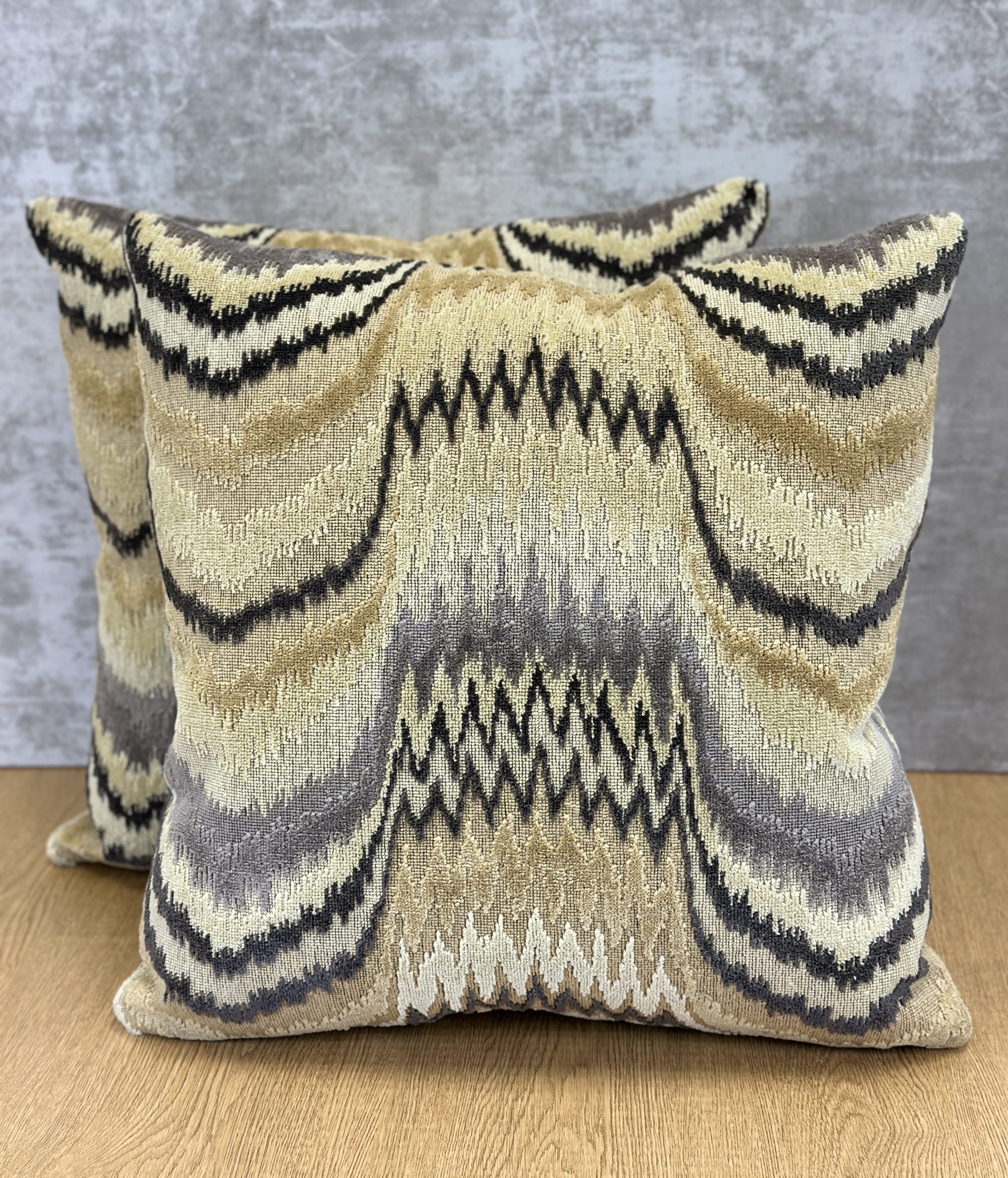 Clarence House Fitzgerald Pillows