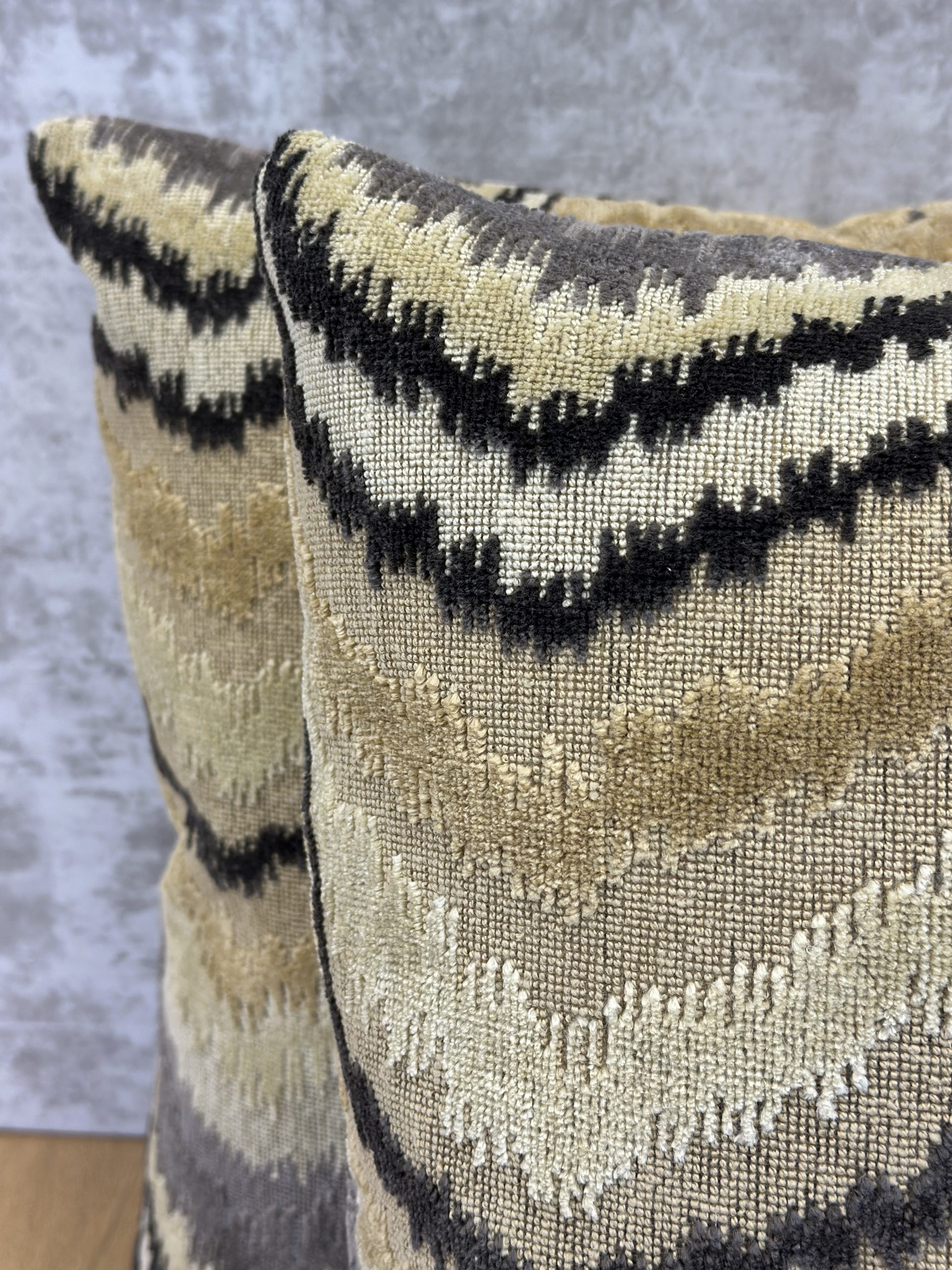 Clarence House Fitzgerald Pillows