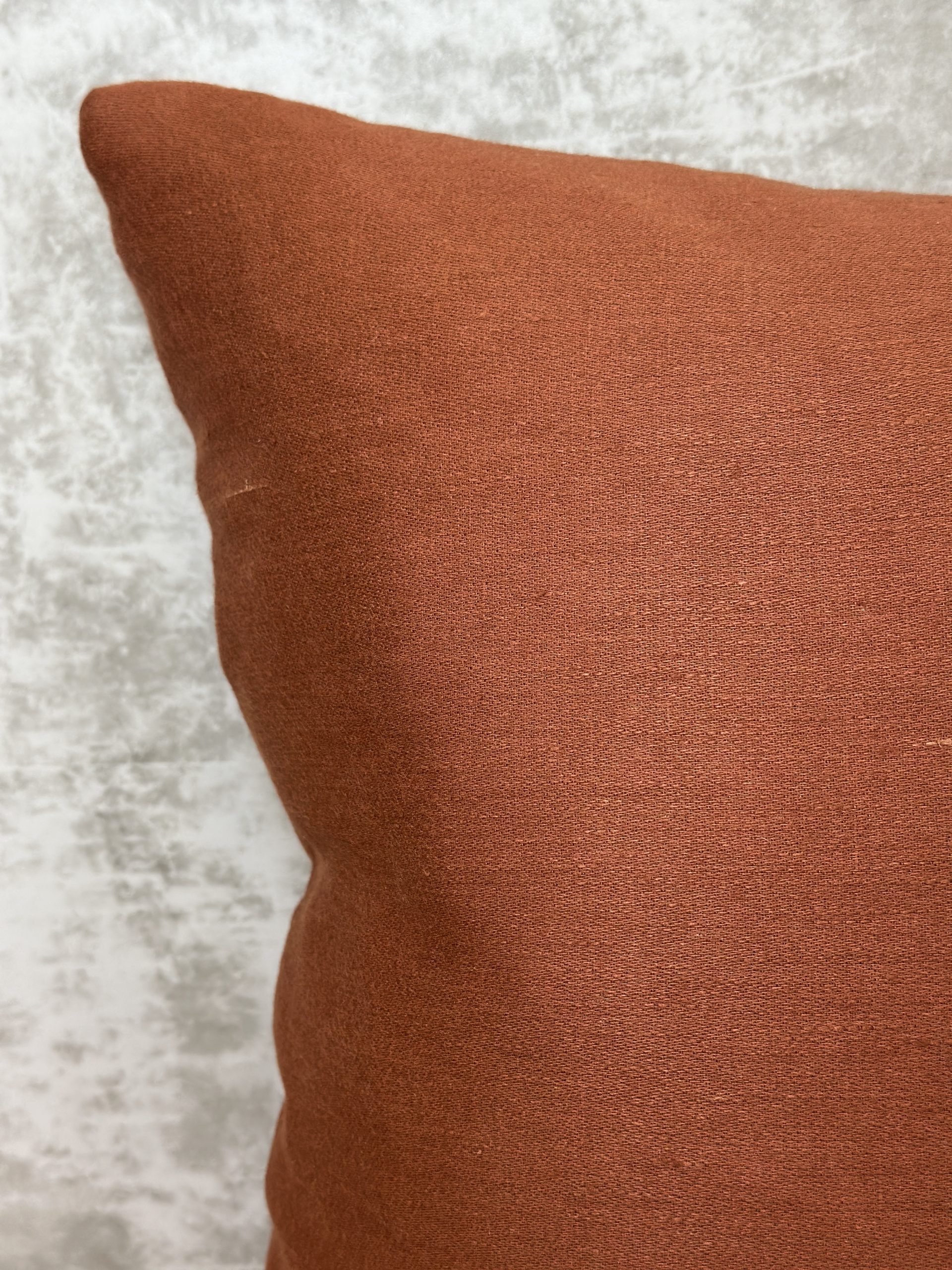 Mokum Satnin Pillows