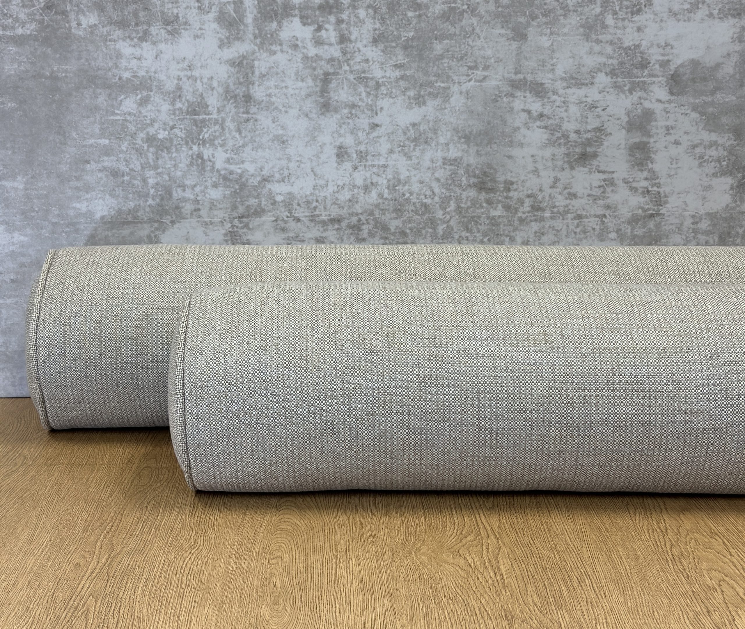 Fabricut Zuma Pillows