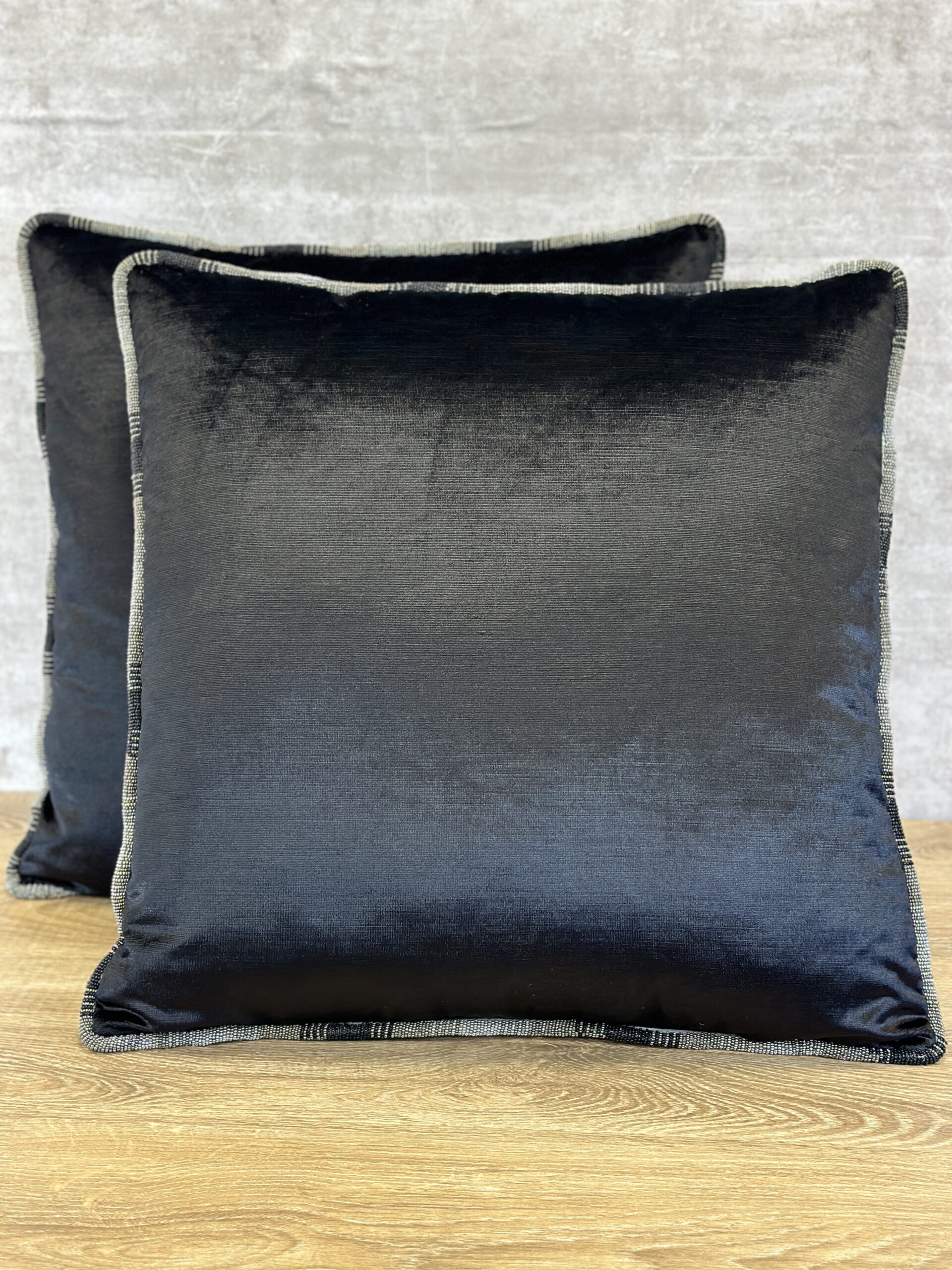 Fabricut Velvet Glam Pillows