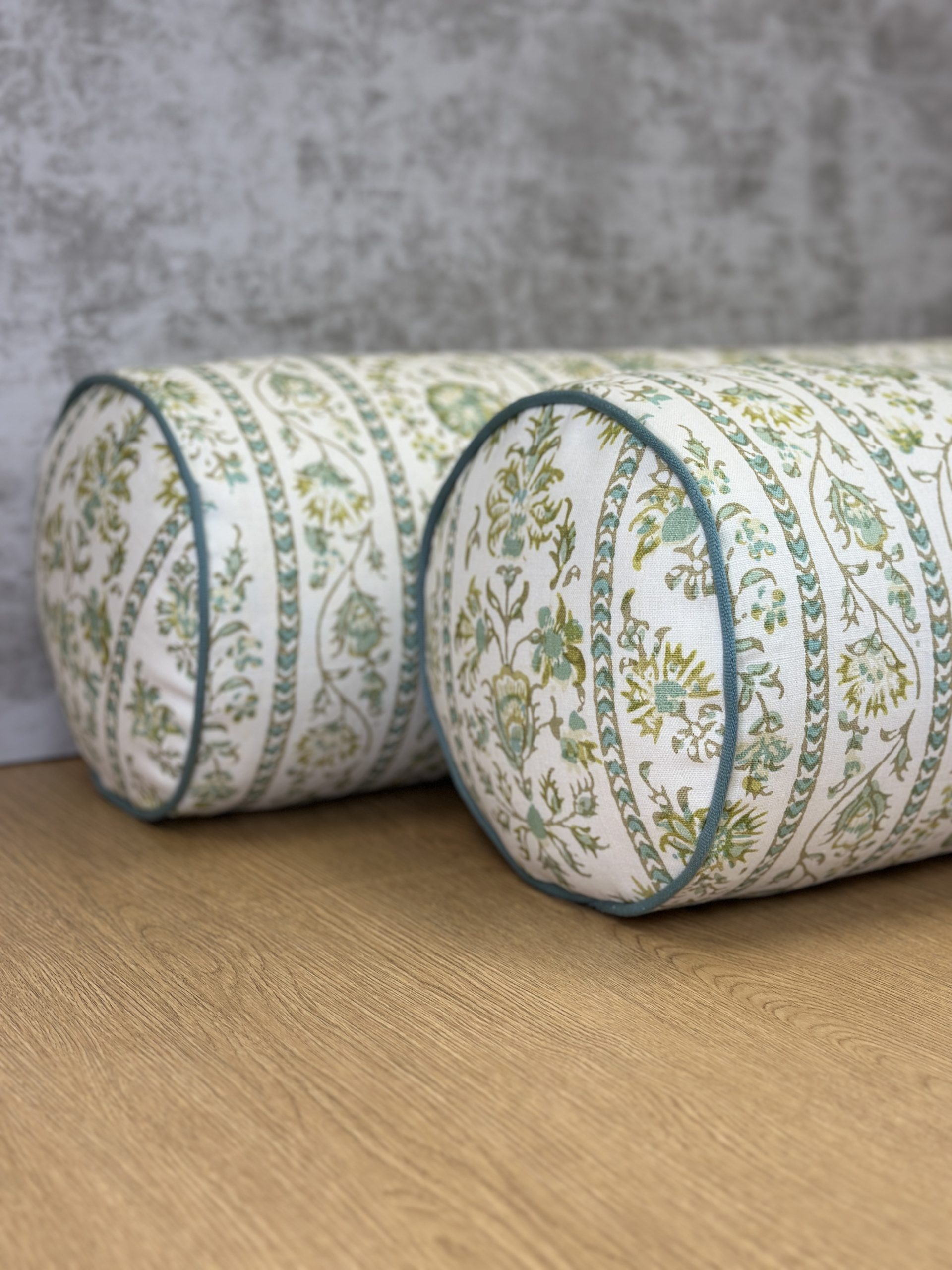 Namay Samay Bostan Pillows