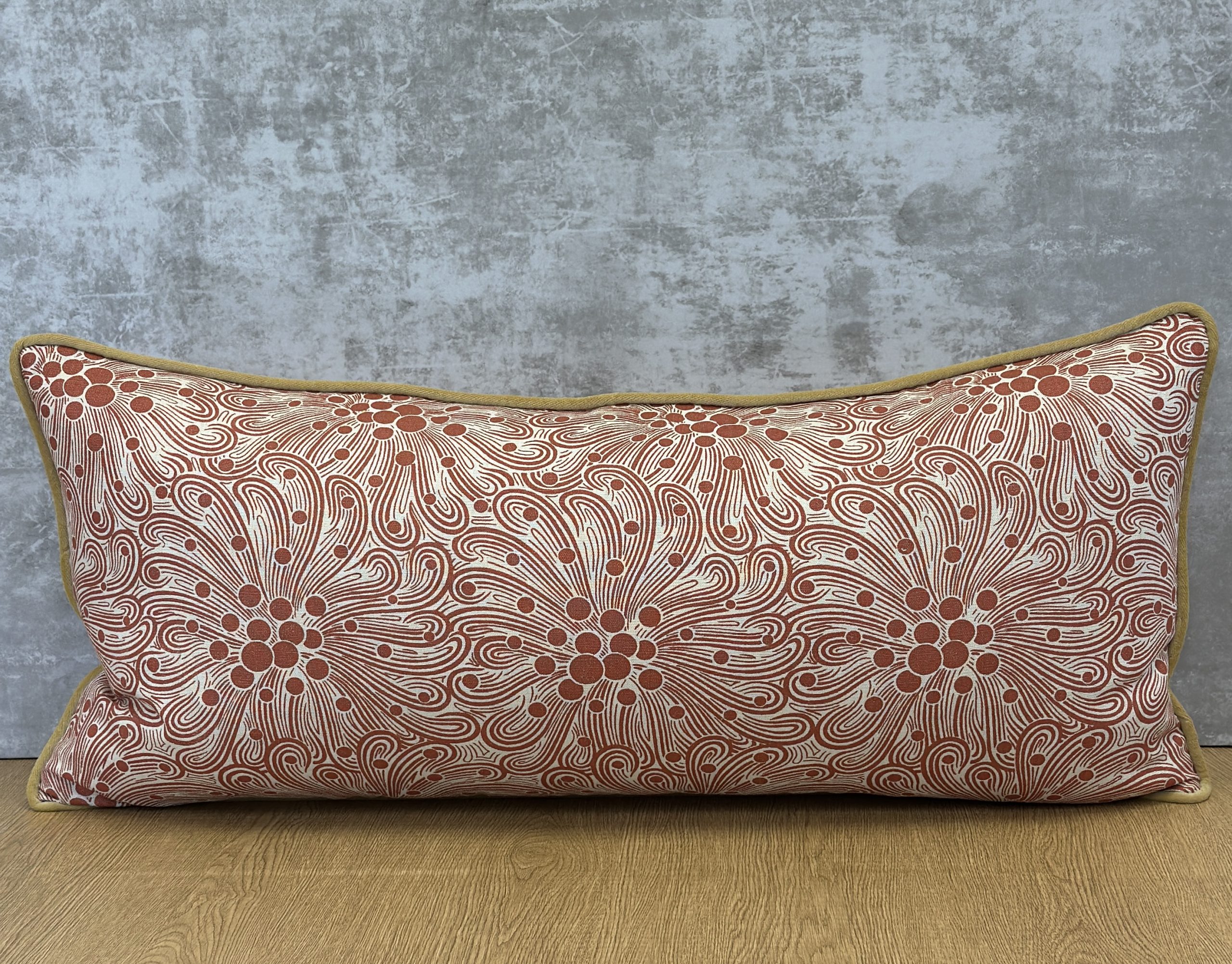 NA Isadara Coral Pillows