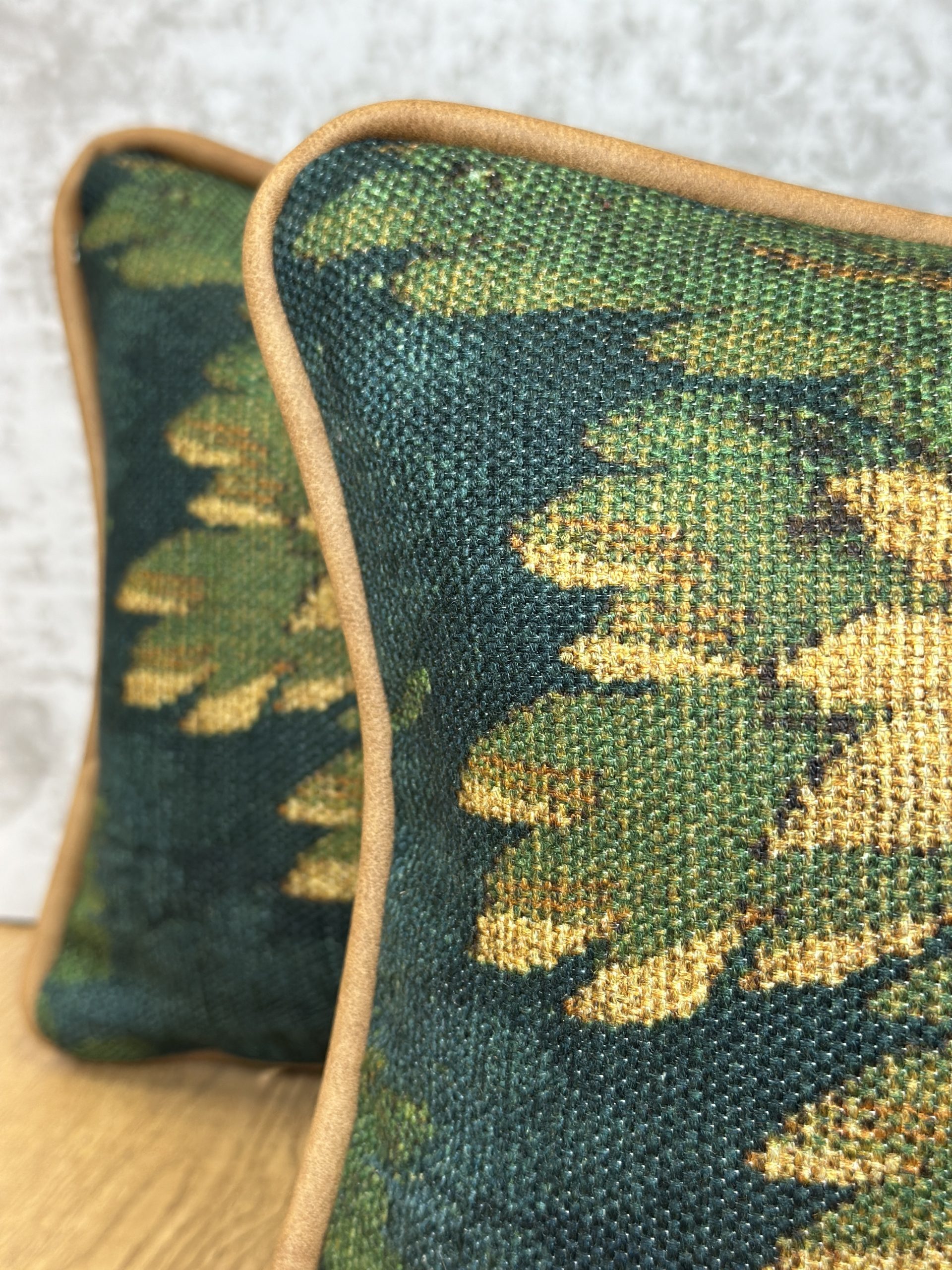 Dedar Schwarzwald Pillows