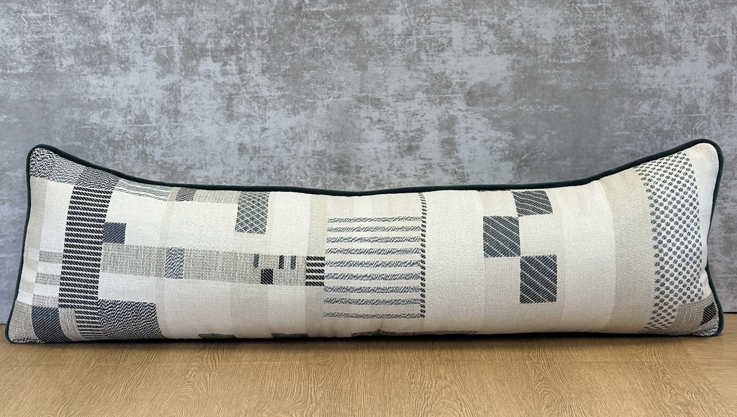 Dedar NA Pillows