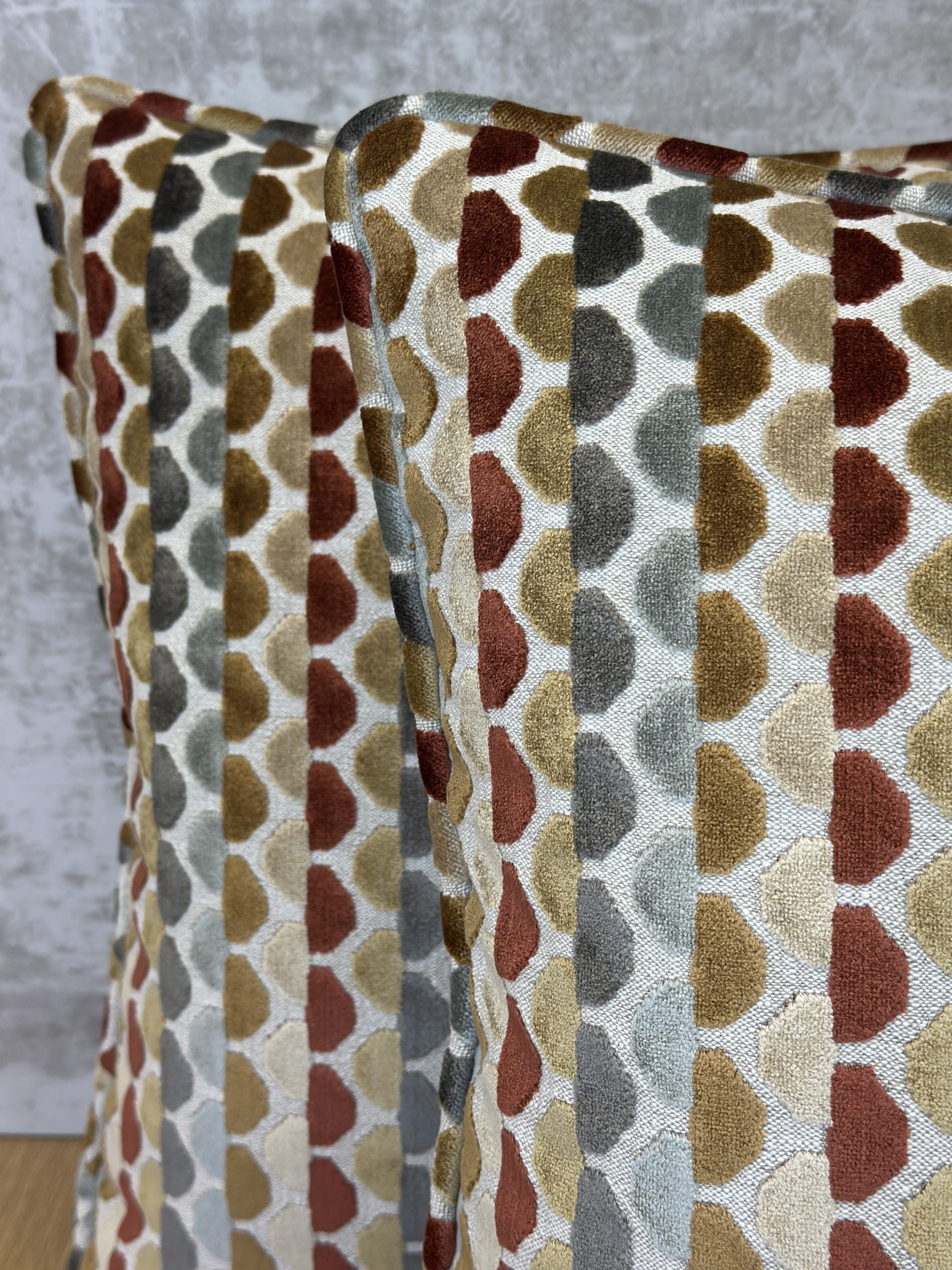 Richloom Muriel Pillows