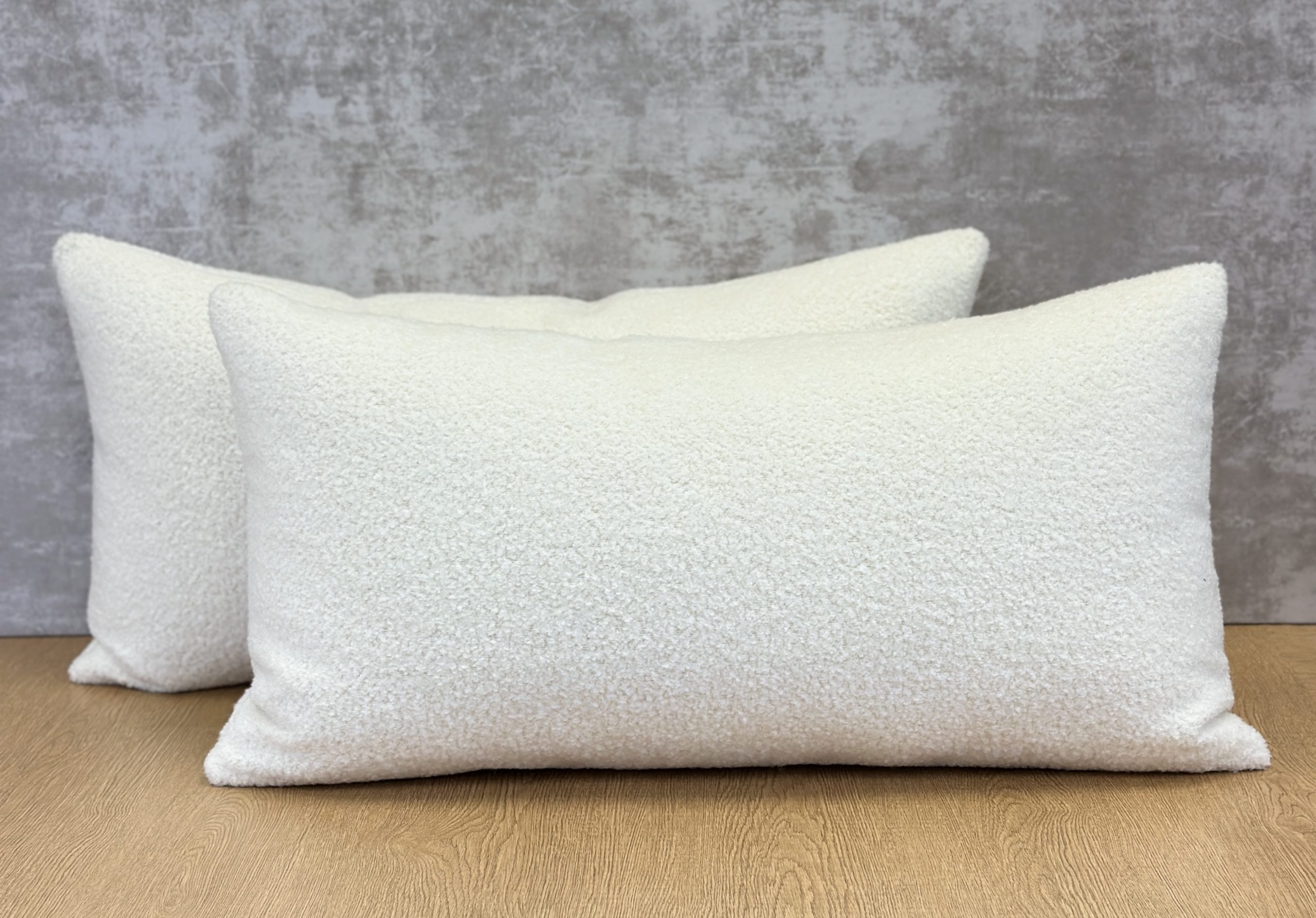 Kravet 37011 Pillows