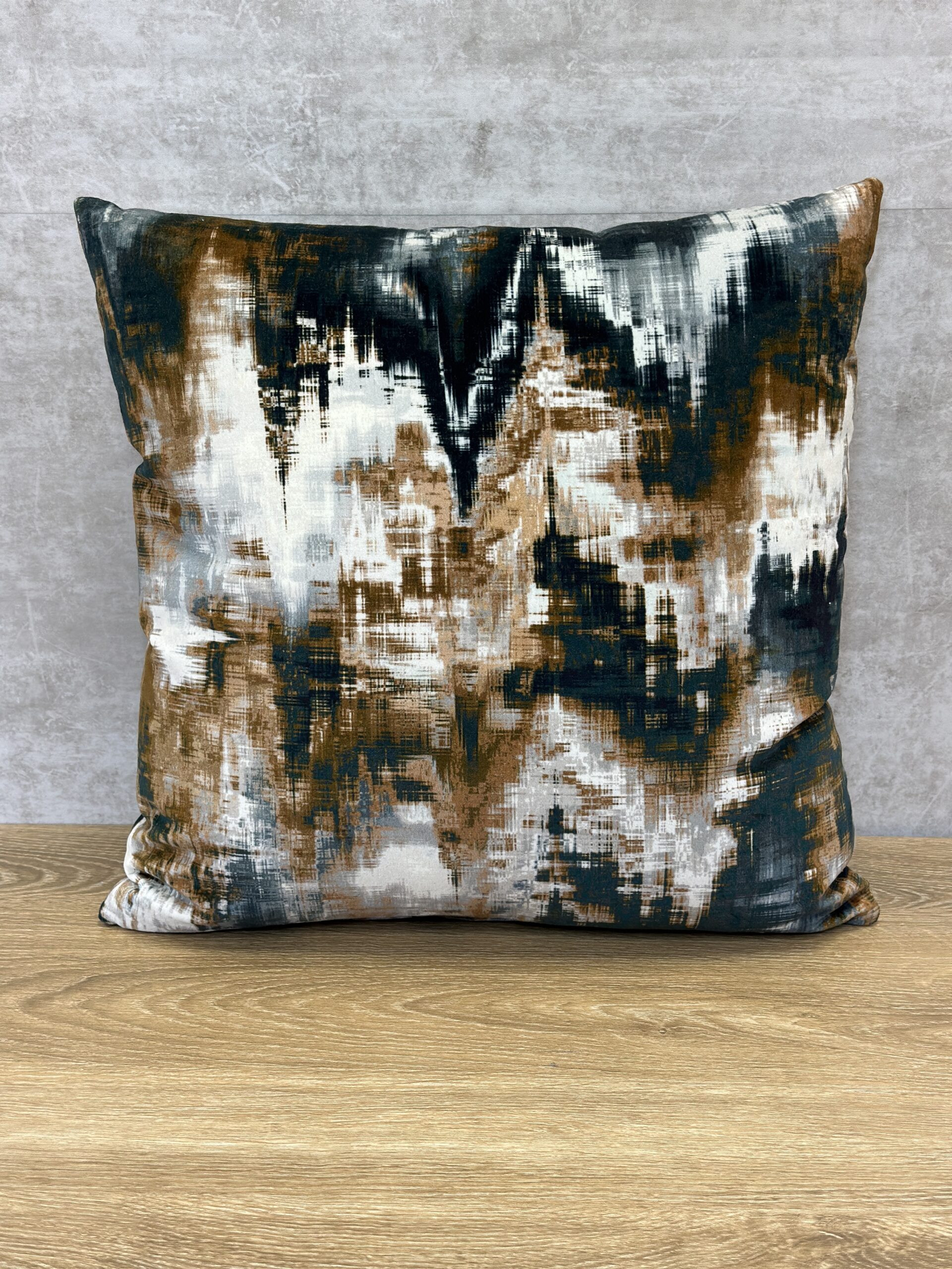 Harlequin Distoration Pillows