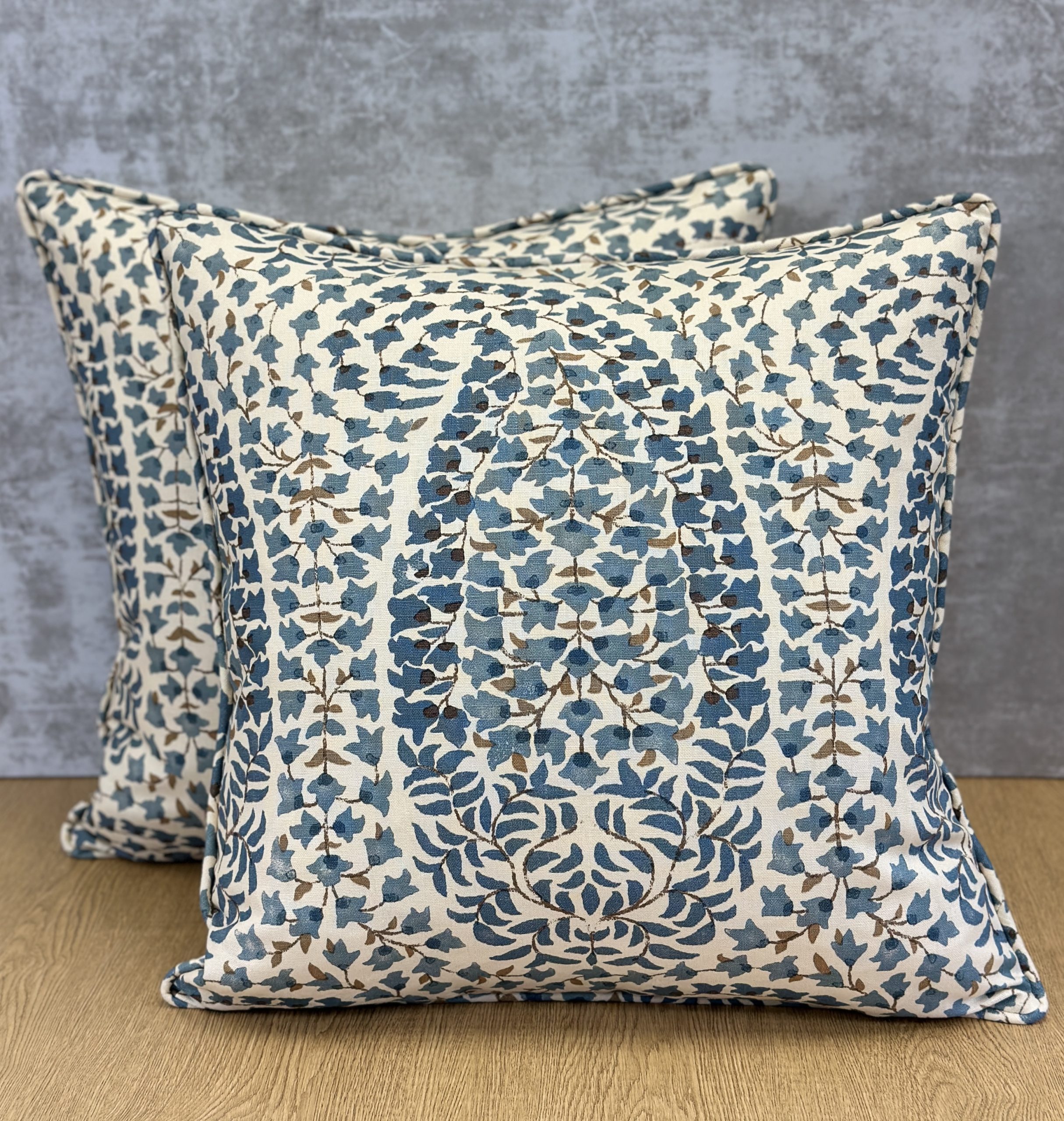 Lisa Fine Textiles Lahore Pillows