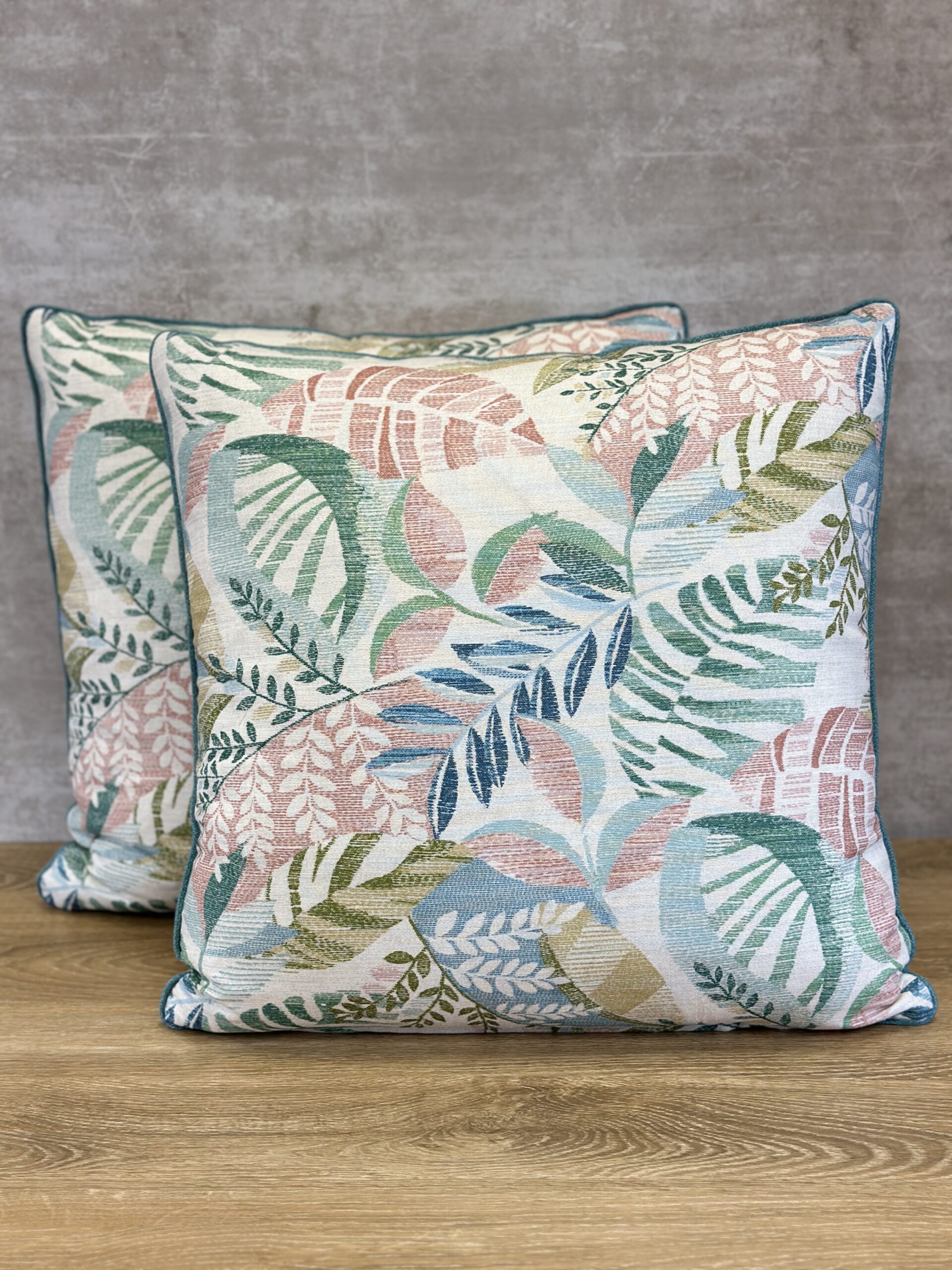 Jane Churchill Luca Pillows