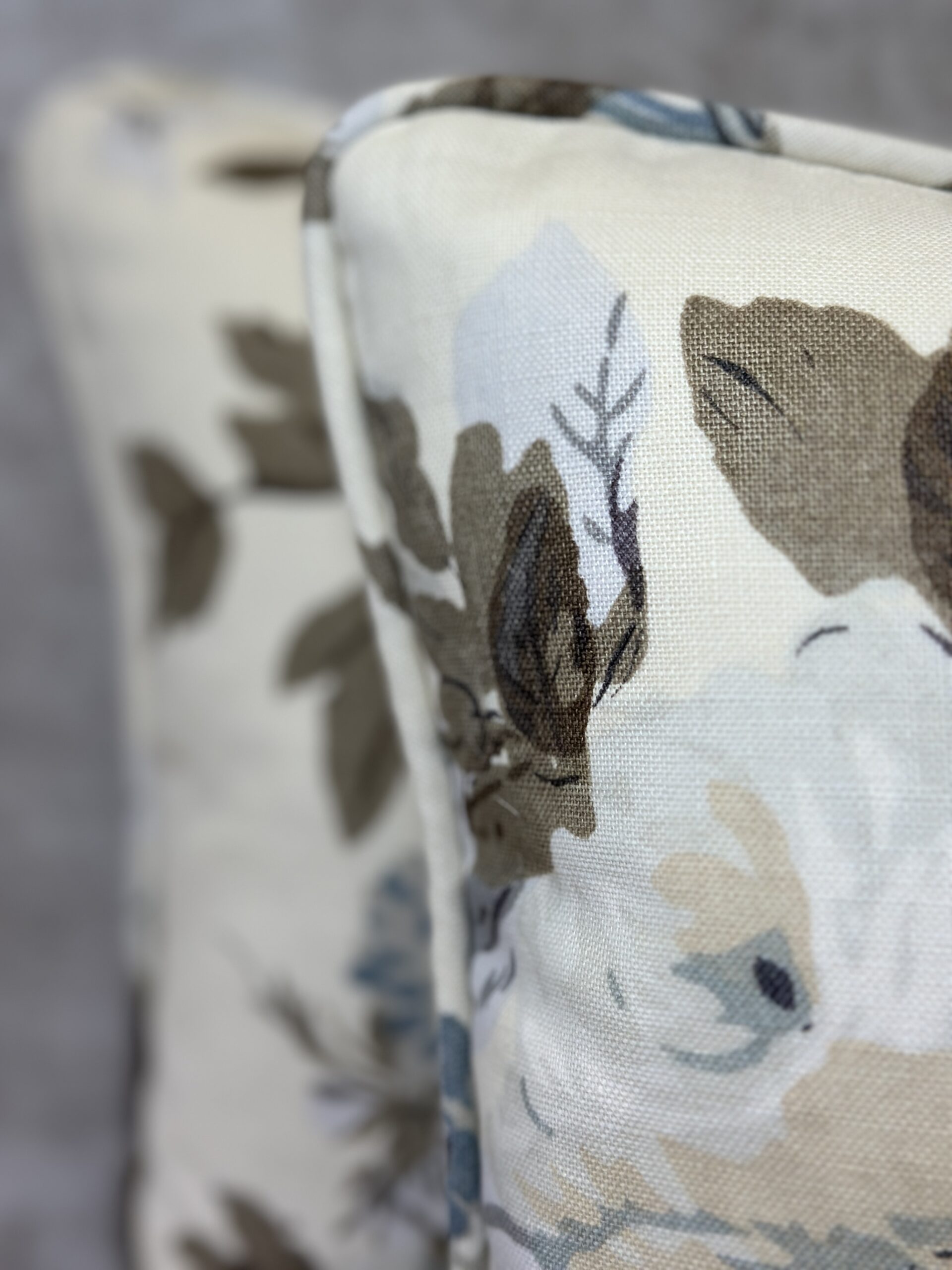 Cowtan & Tout Rose & Hydrangea 18″ x 18″ Pillows