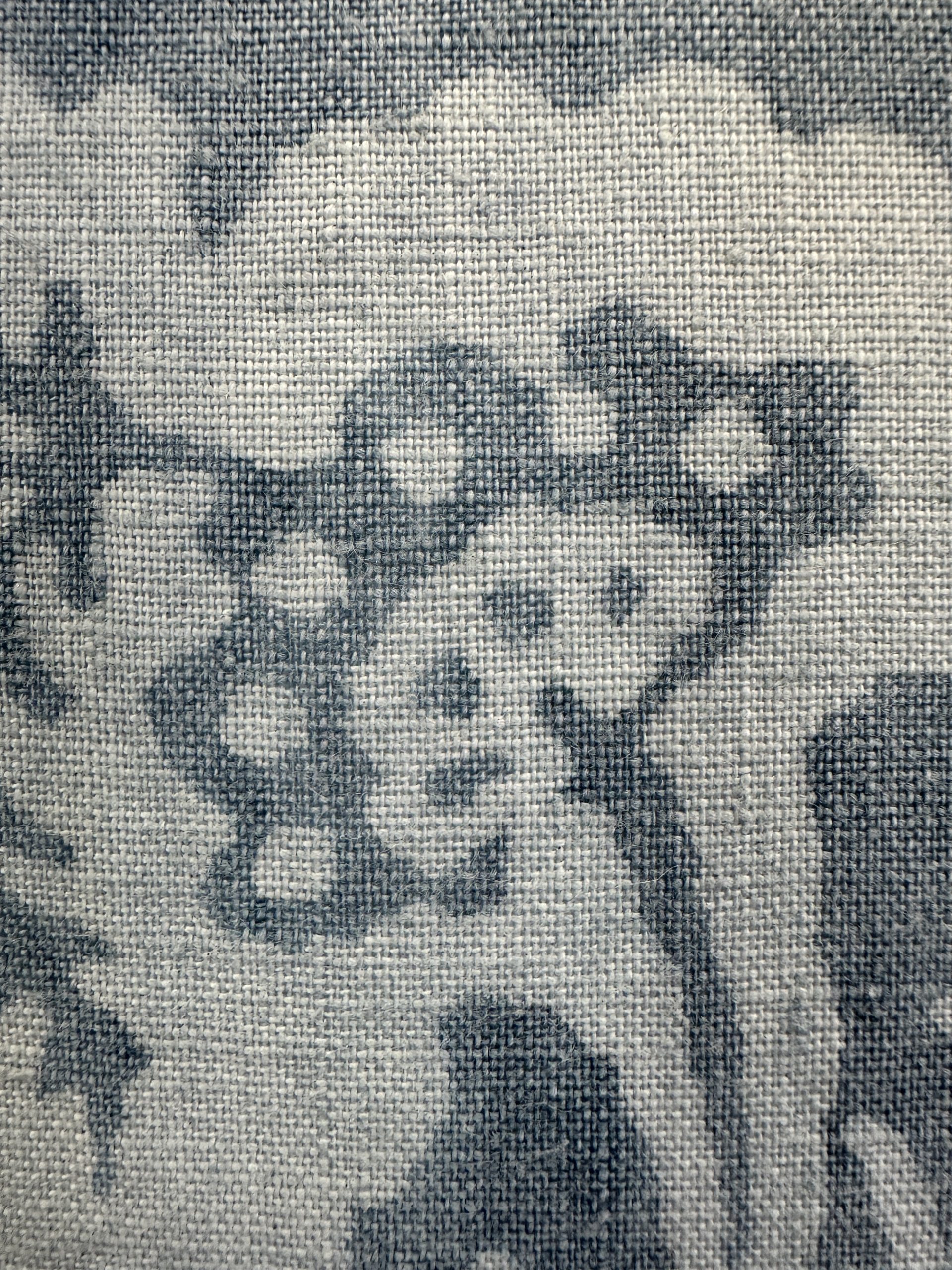 Le Gracieux Pulicat Resist Lapis Pillows