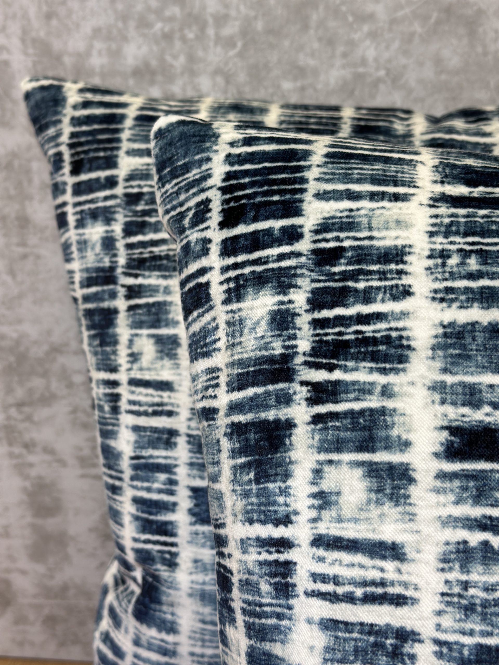 ROMO Japura Pillows