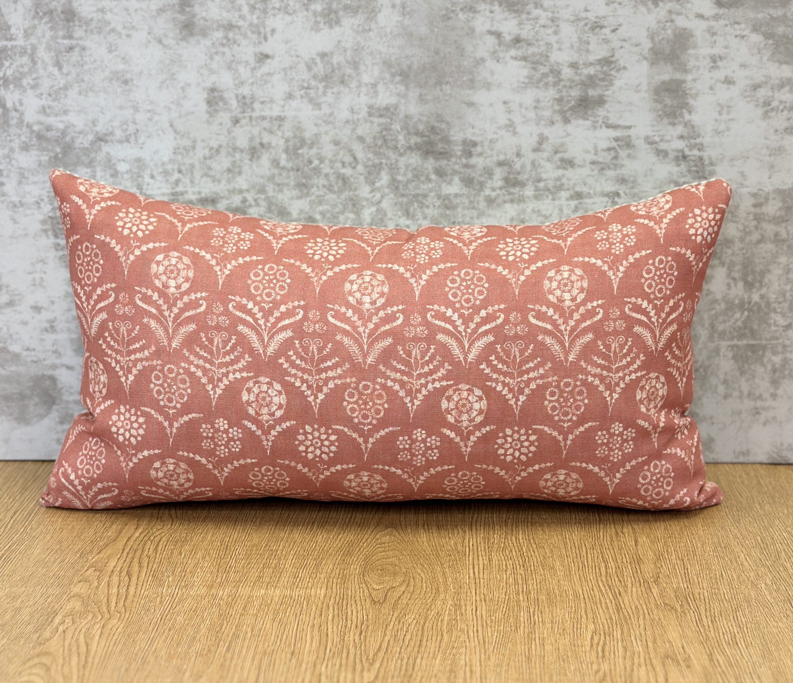 LISA FINE PARADIZA Pillows