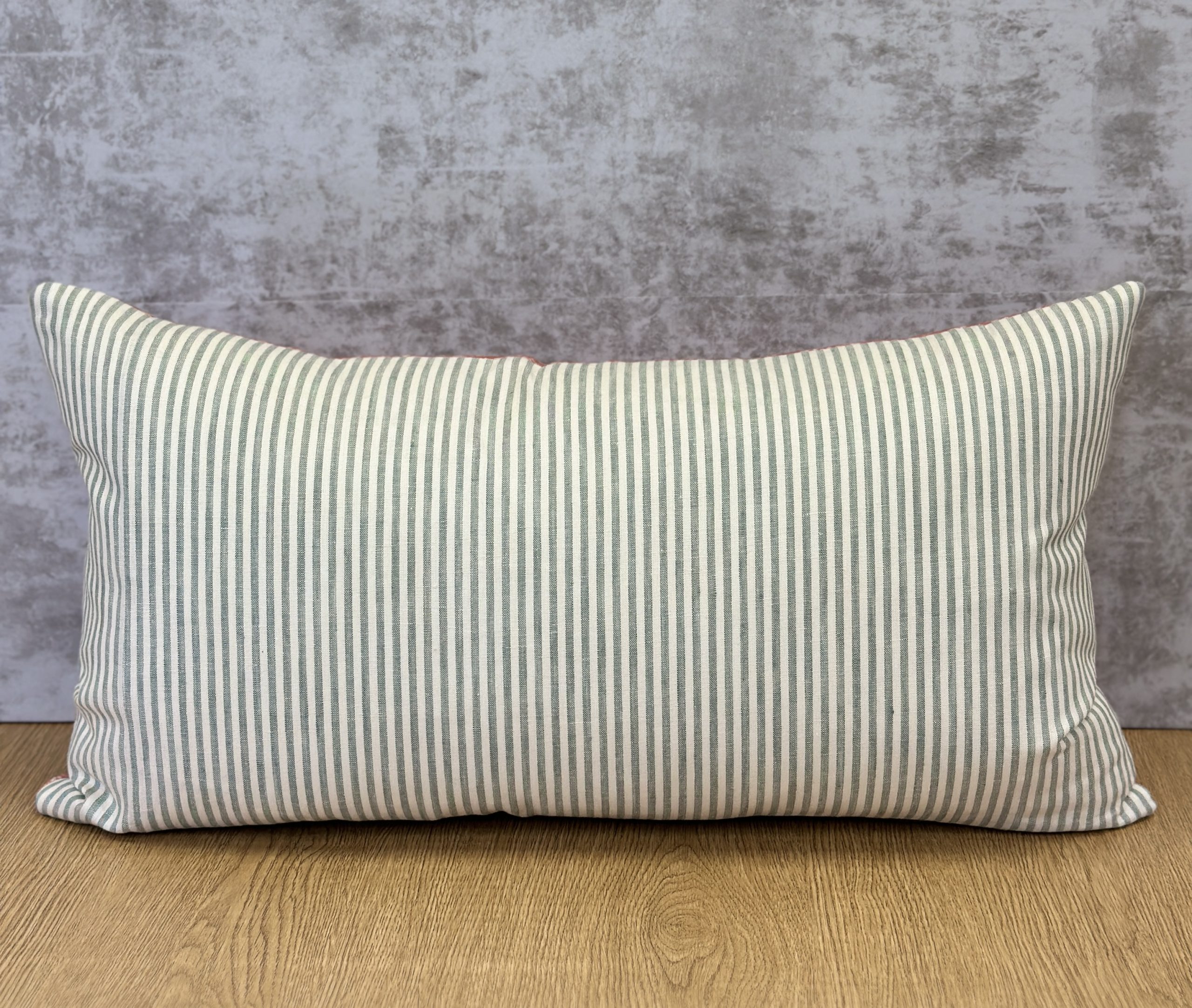 LISA FINE PARADIZA Pillows