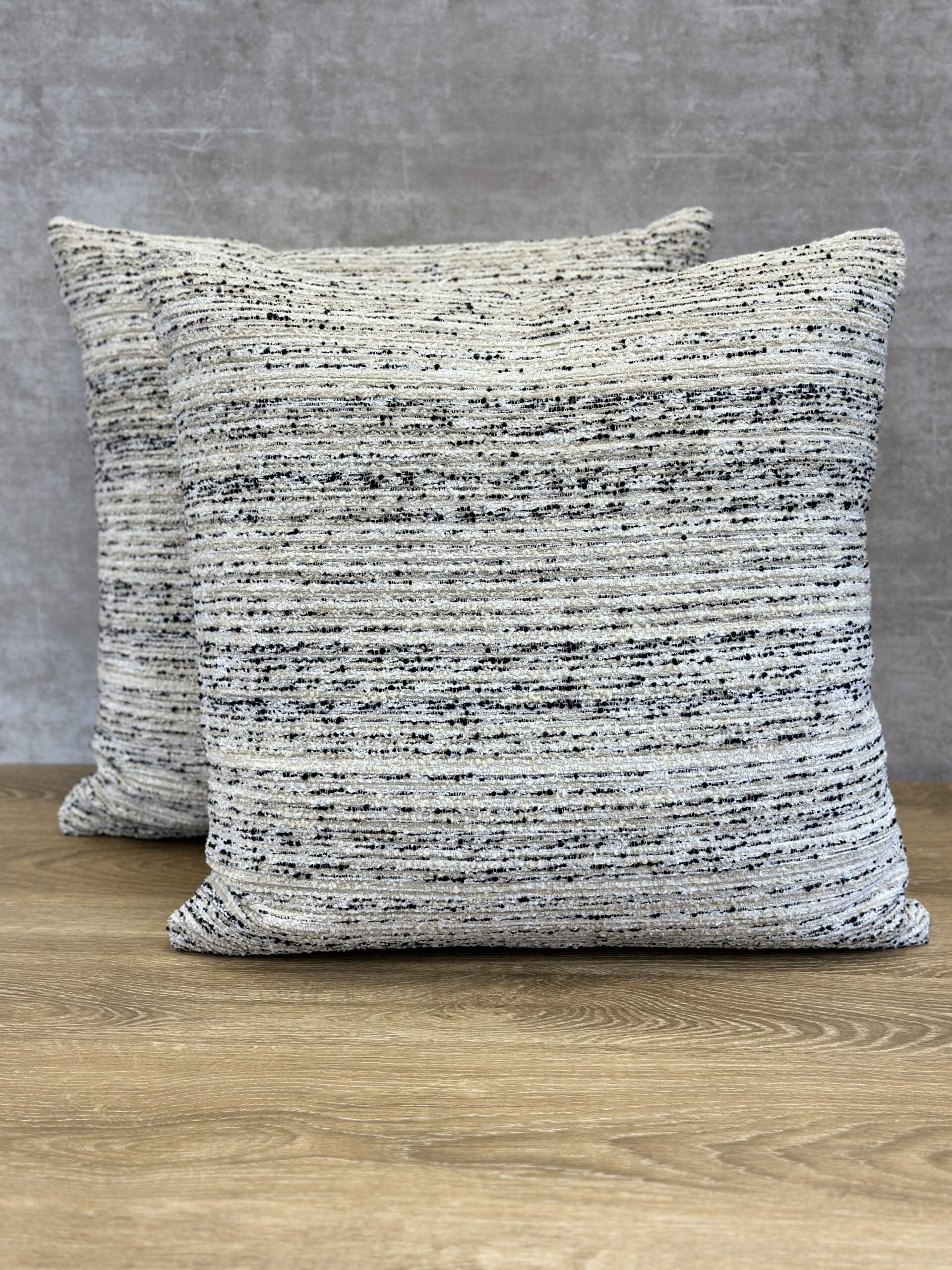 Pollack Well Spun Pillows