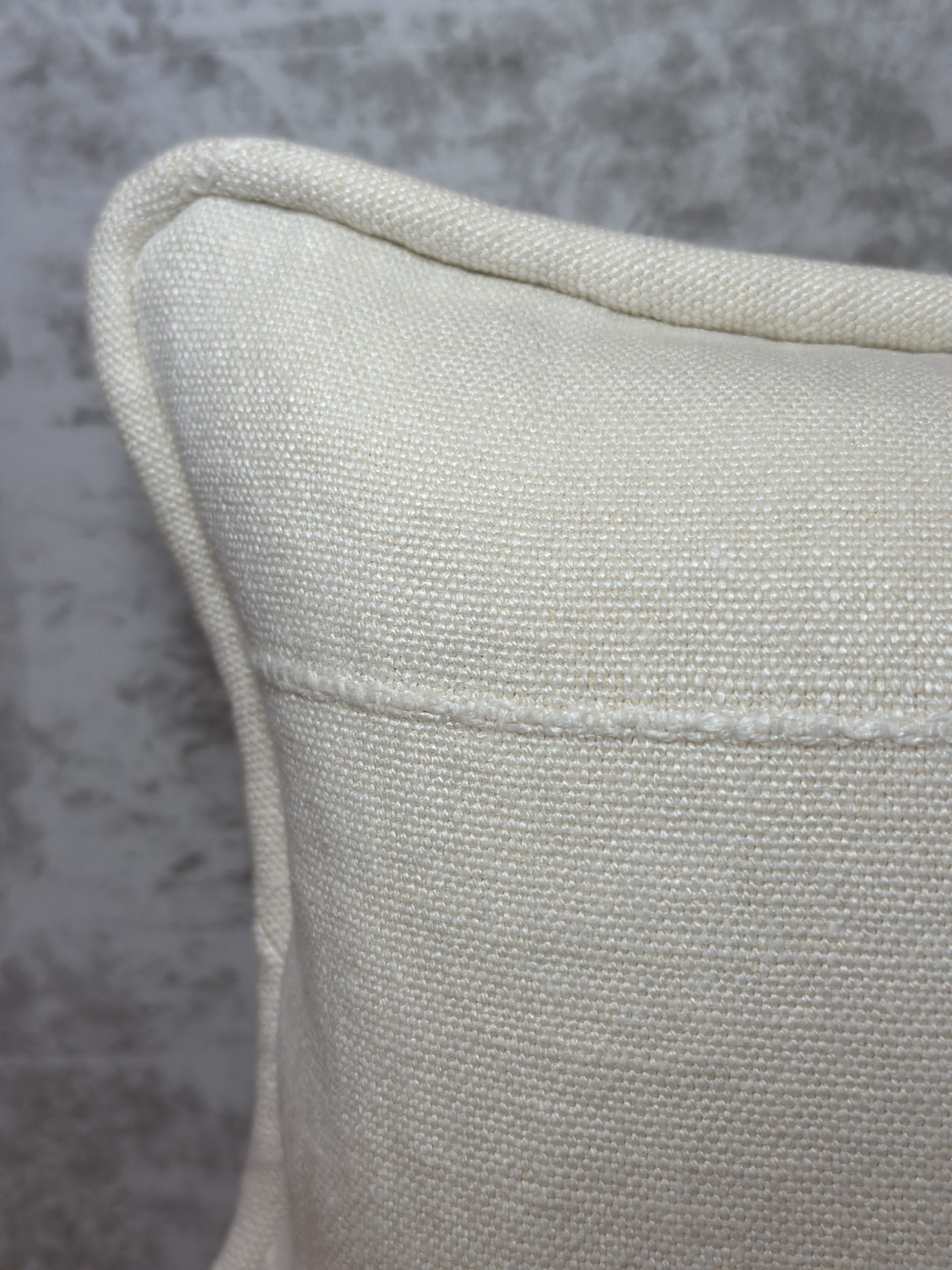 Rose Tarlow Fasso Pillows