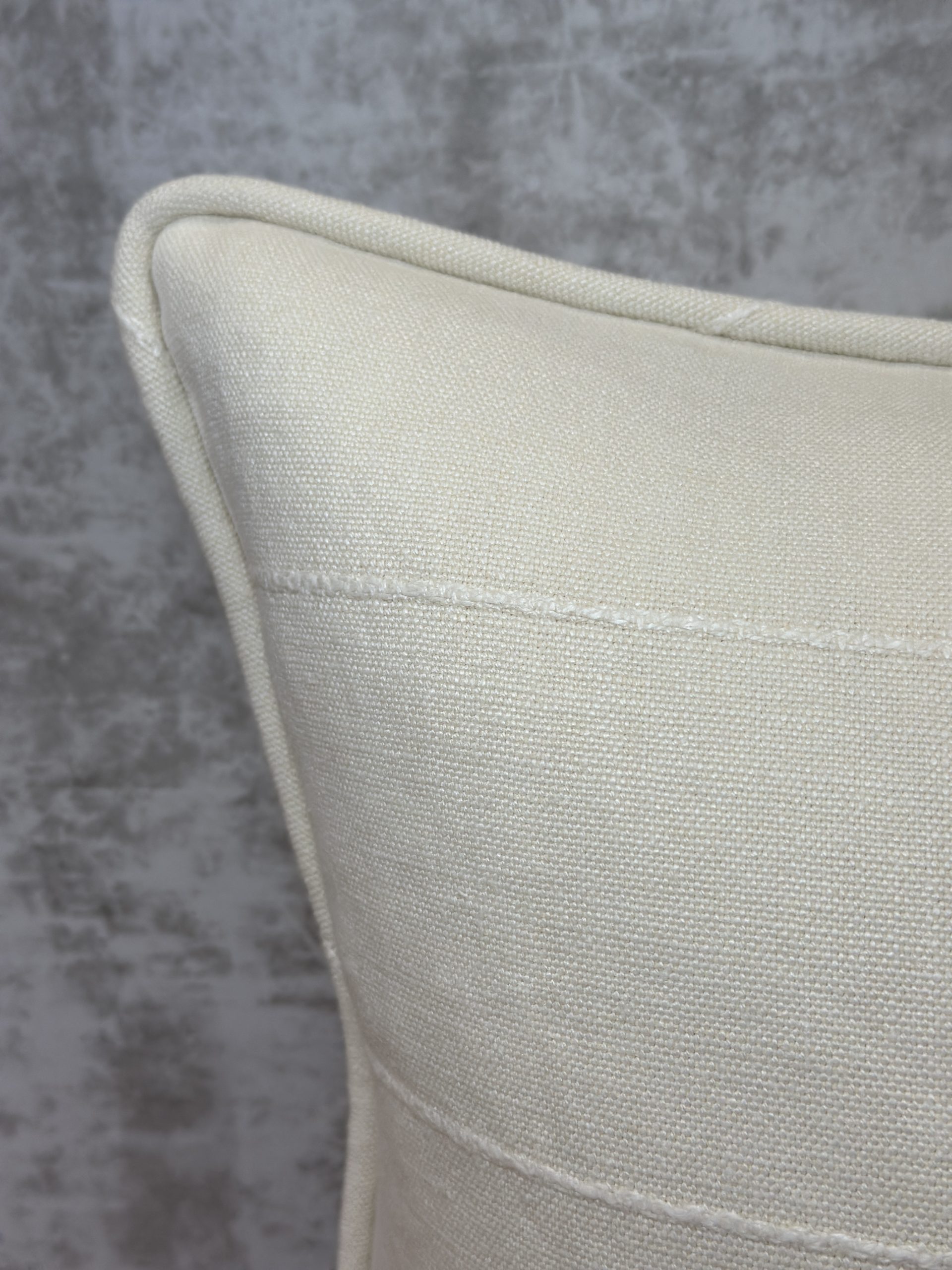 Rose Tarlow Fasso Pillows