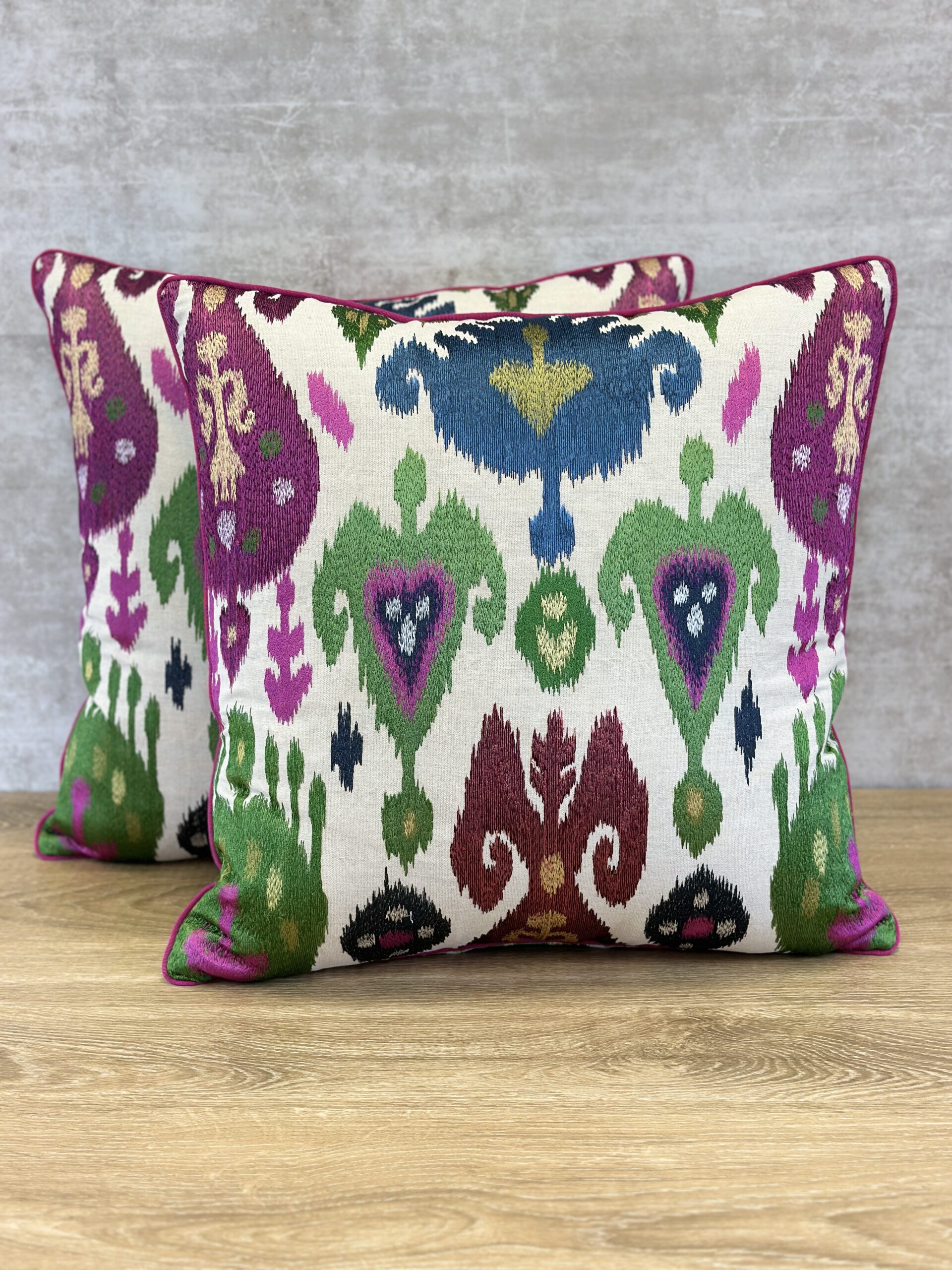 Manuel Canovas Thara Pillows