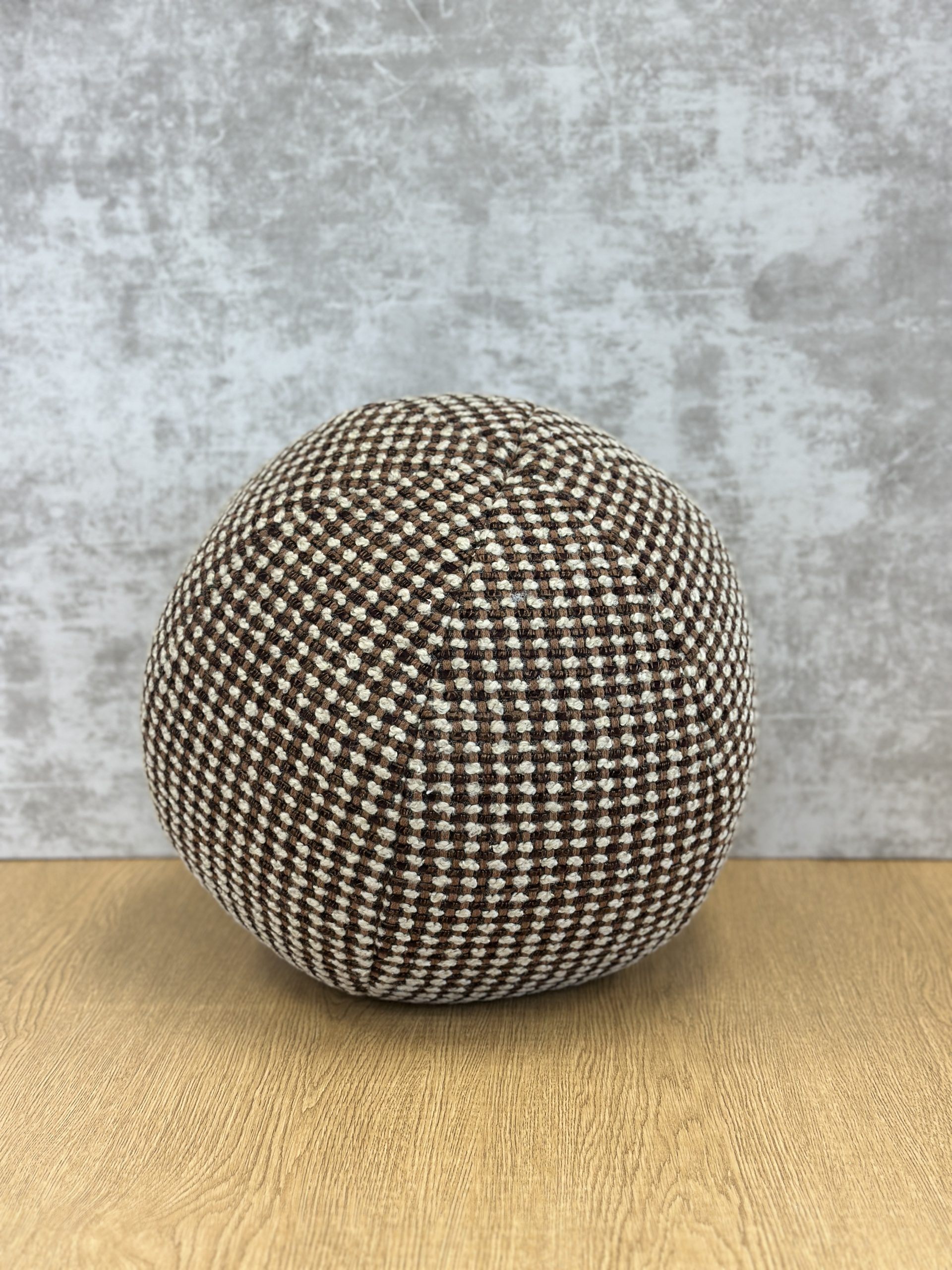 Black Edition Etitto Pillows