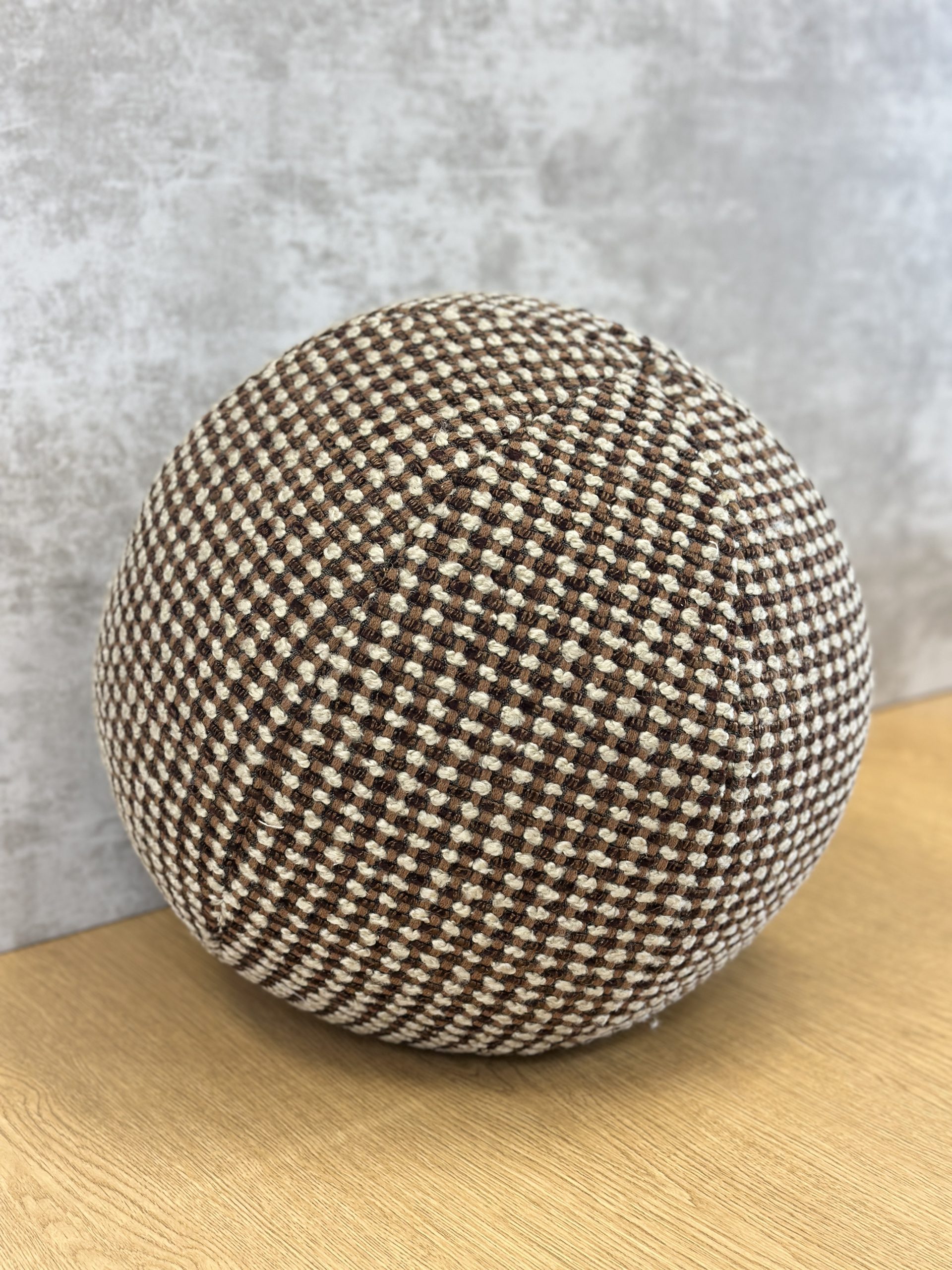 Black Edition Etitto Pillows
