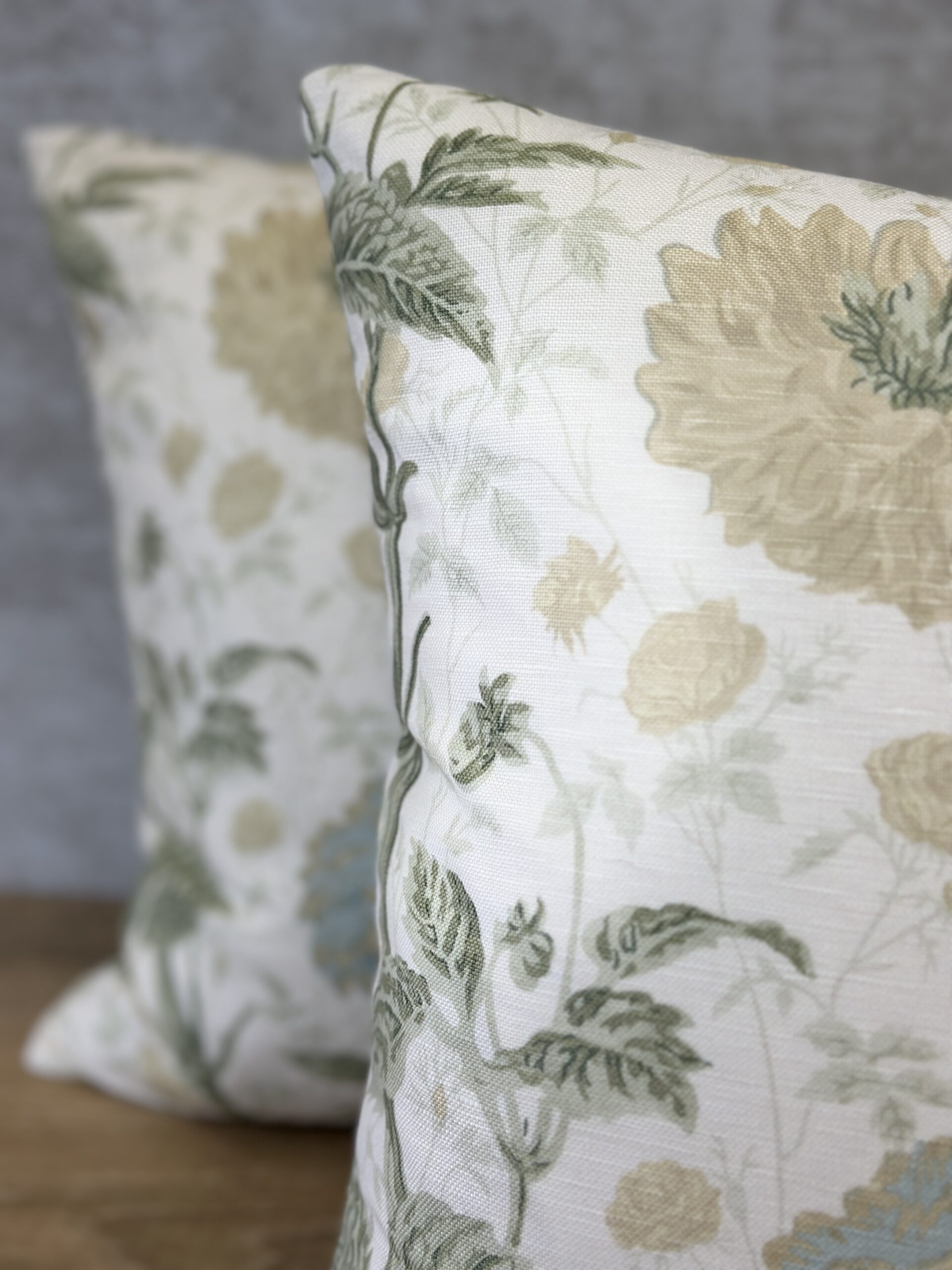 Jasper Fabrics Dahlia Pillows