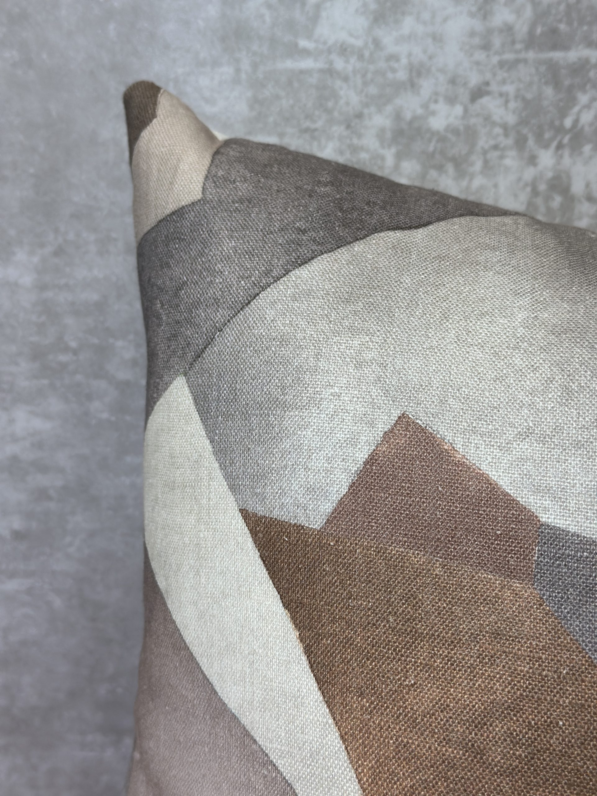 Kravet Tavoro Pillows