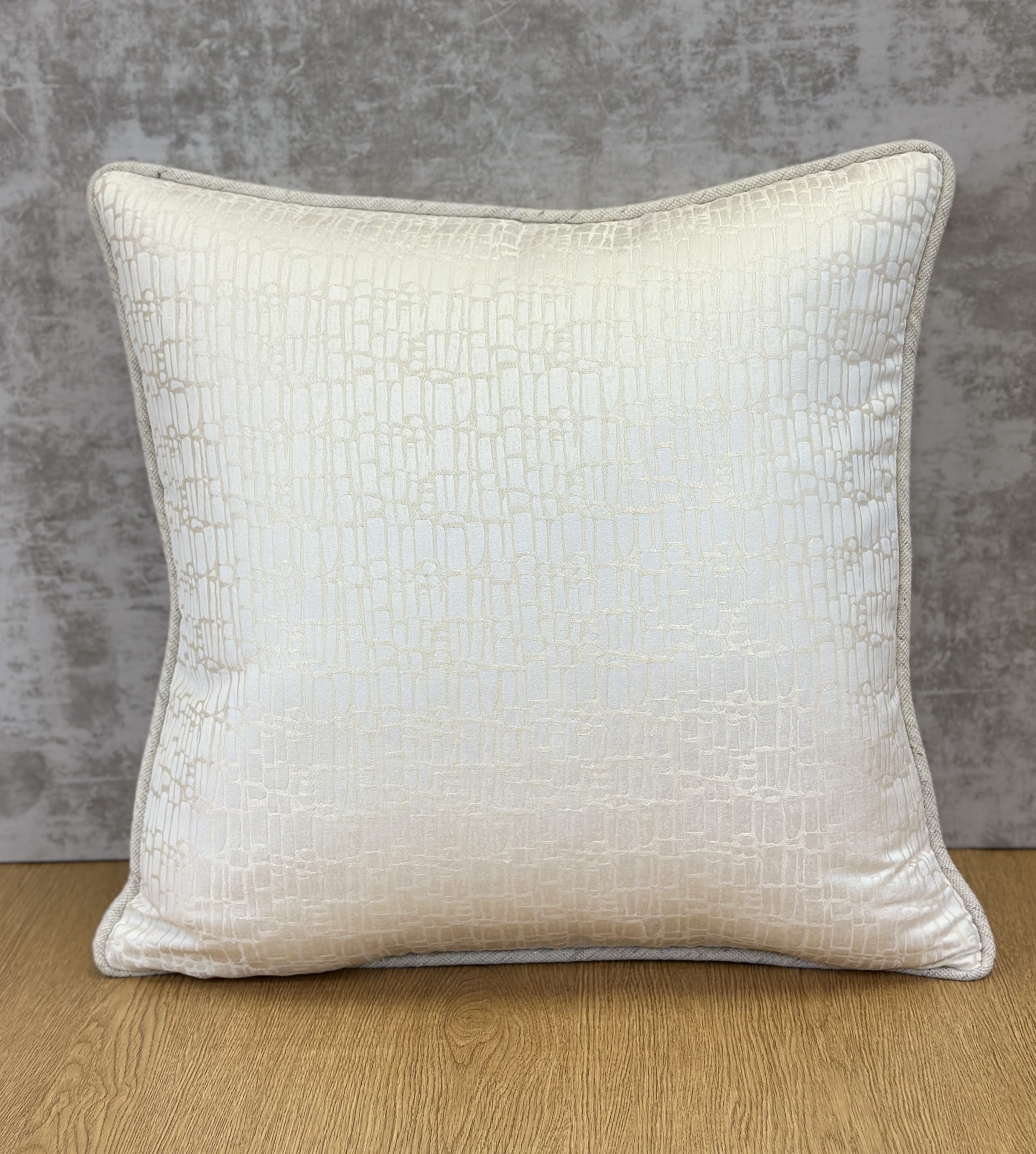Stout Biloxi Pillows