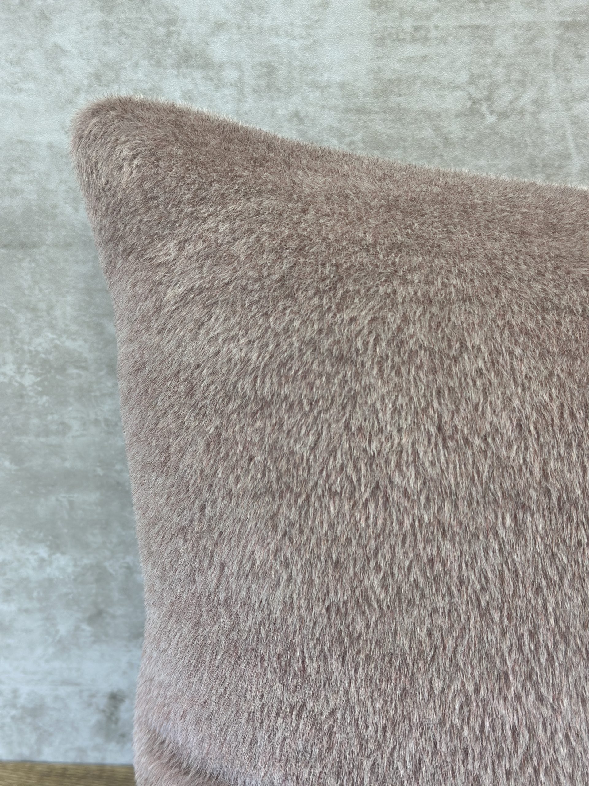 HOLLY HUNT ROYAL ALPACA Pillows