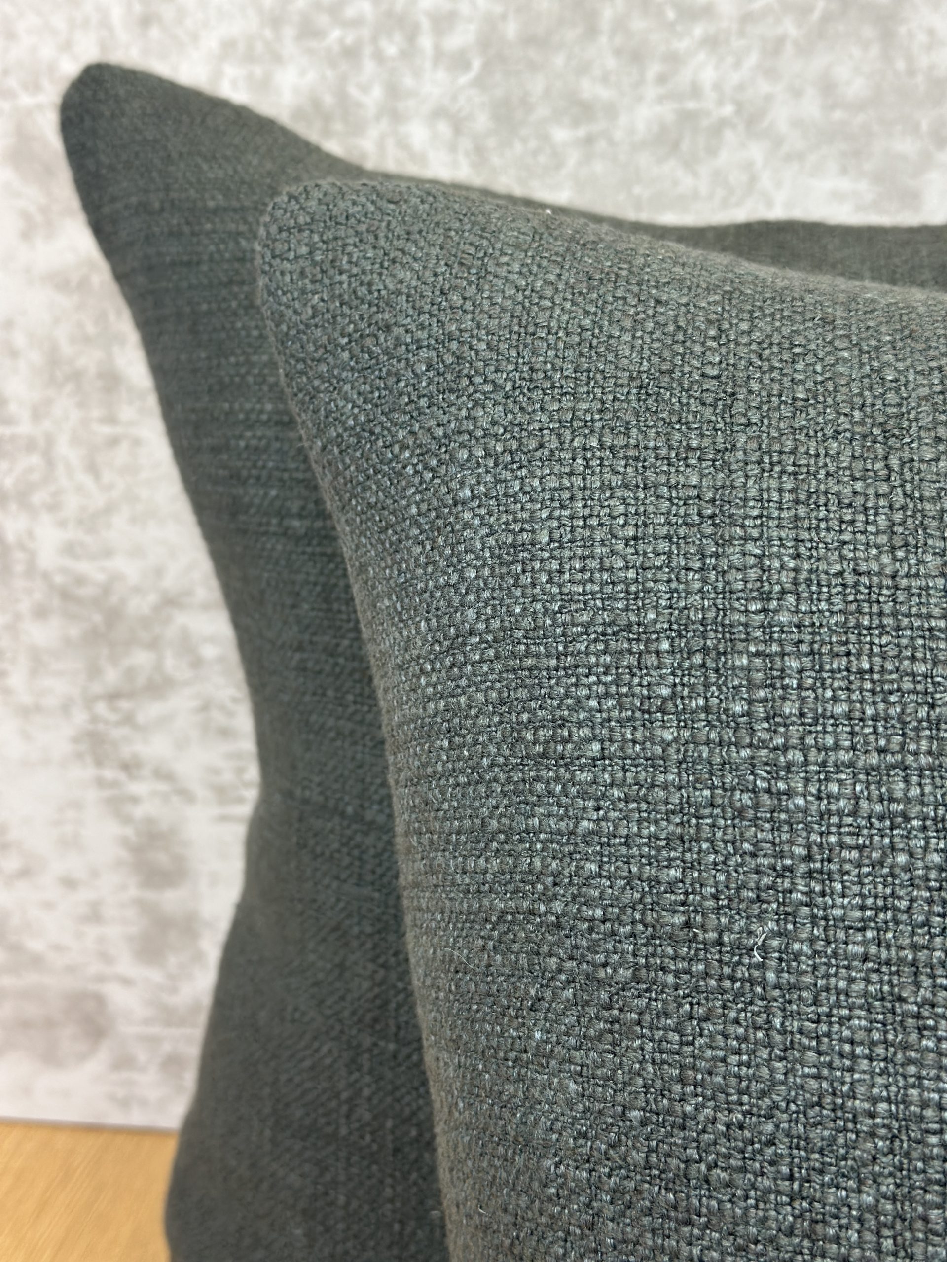 de Le Cuona Warrior Cloth Pillows